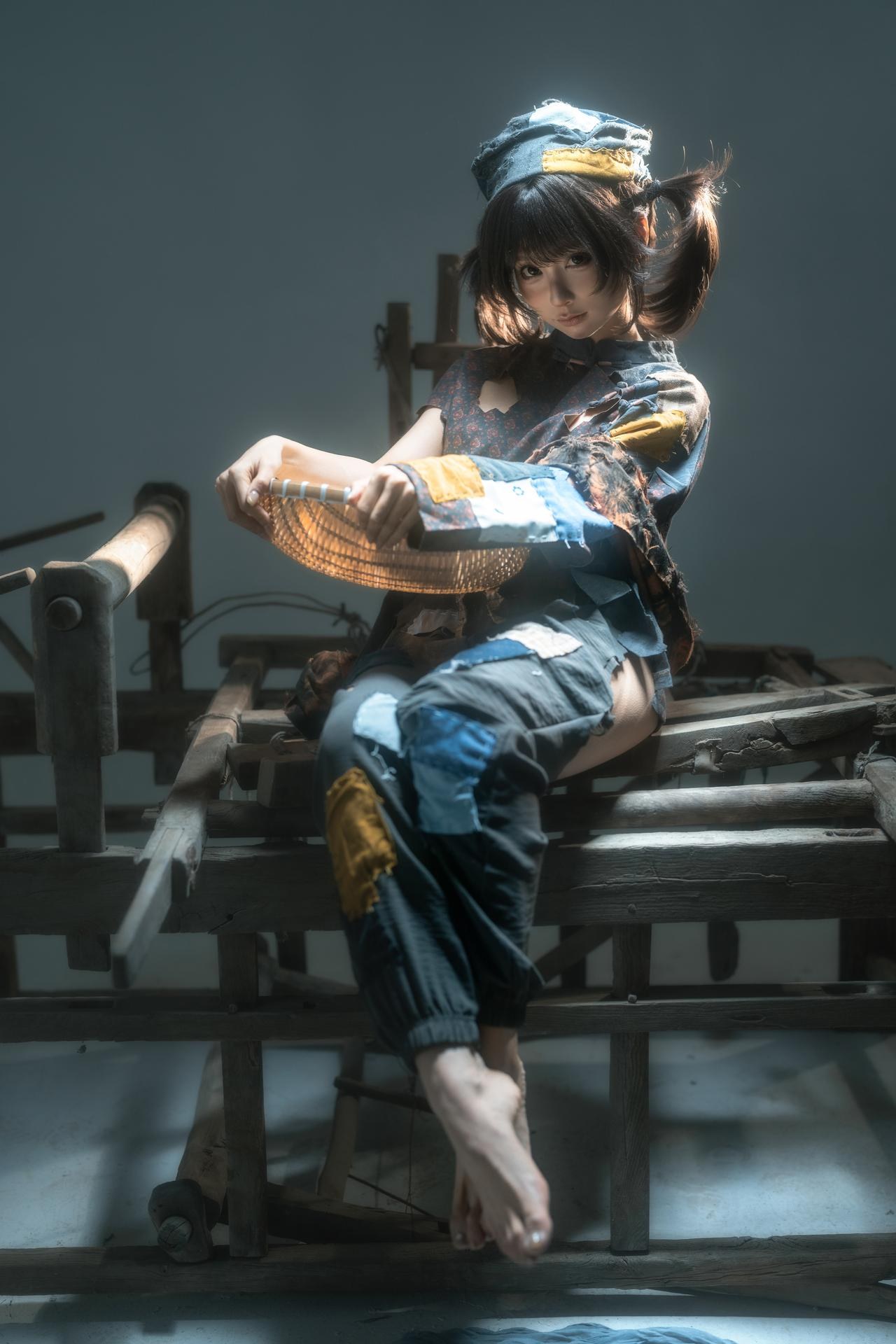 [写真] 蠢沫沫 - 小乞丐：ชุดเอี๊ยมเก่า ฉากควัน และเรียวขาสวย 23P1V
