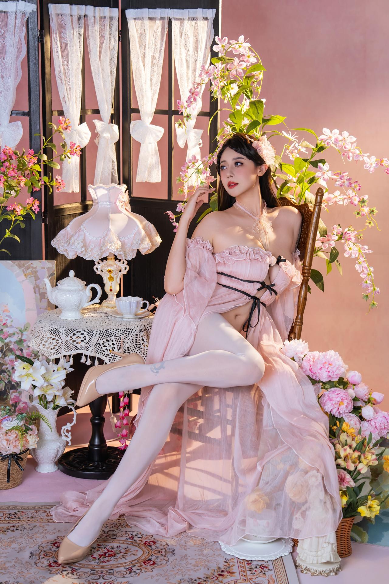 [Private] Naixiao-chan nice - Pink Tea Party: Pink Lace Lingerie White Silk Flower Room 80P1V