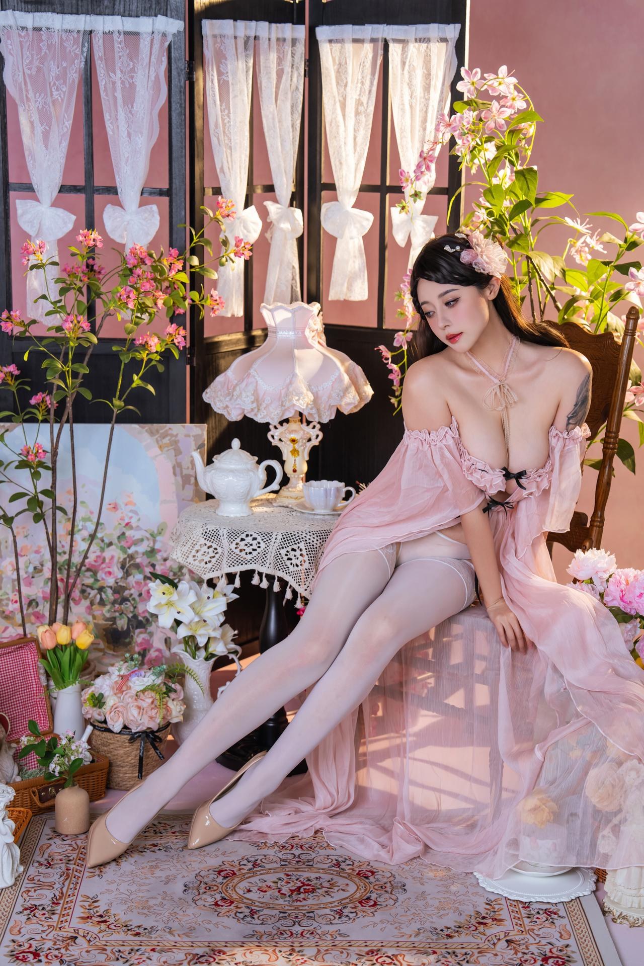 [Private] Naixiao-chan nice - Pink Tea Party: Pink Lace Lingerie White Silk Flower Room 80P1V