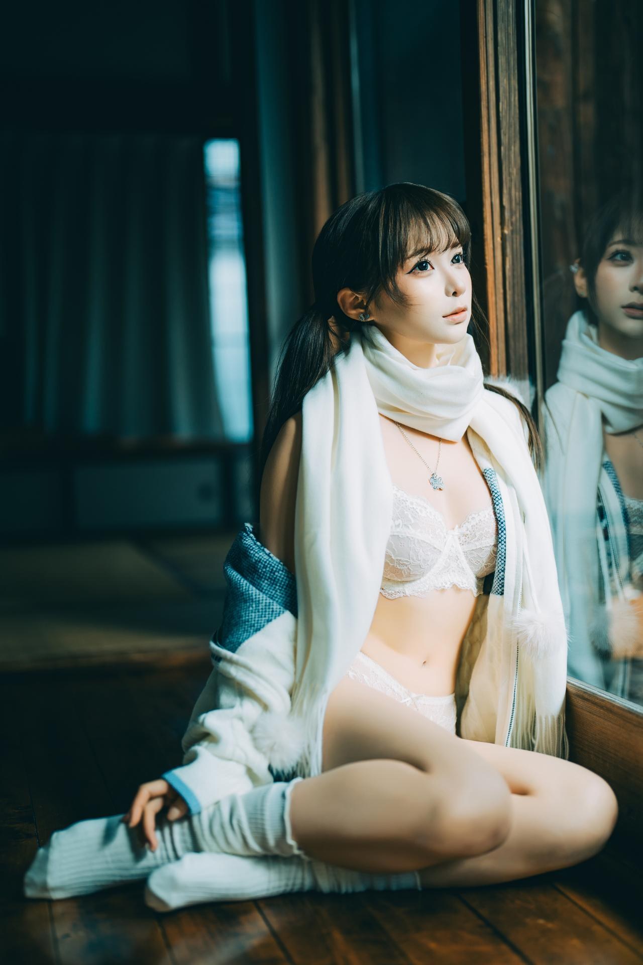 [私房] 蠢沫沫 - 情人節：白色蕾絲內衣木屋私房 26P