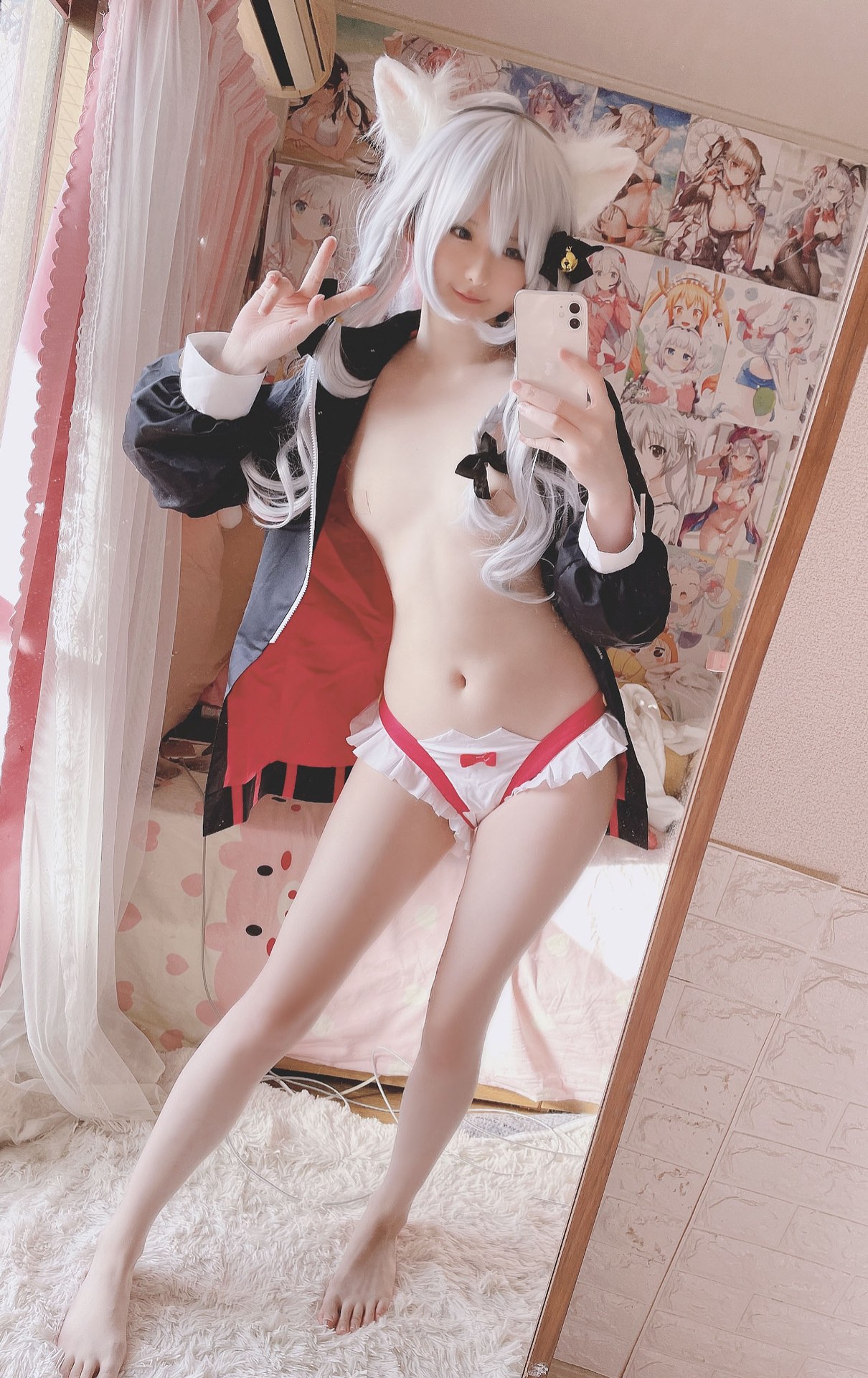 [cosplay] 习呆呆 - 神乐七奈：白发露点大尺度还原 26P