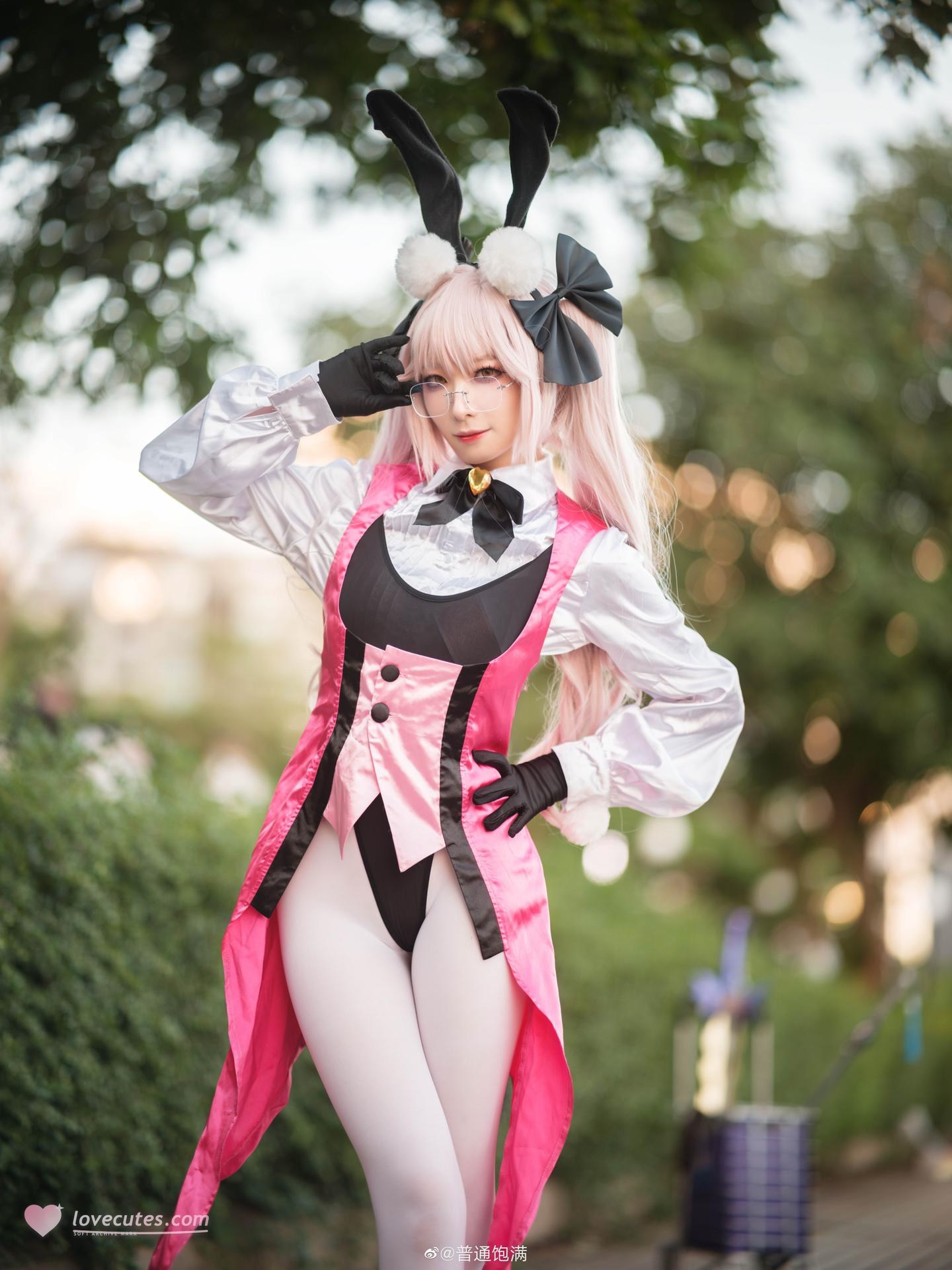 [cosplay] 封疆疆v - FGO 光之高扬斯卡娅：ชุดกระต่ายสีชมพู ถุงน่องสีขาว ขาสวย 27P