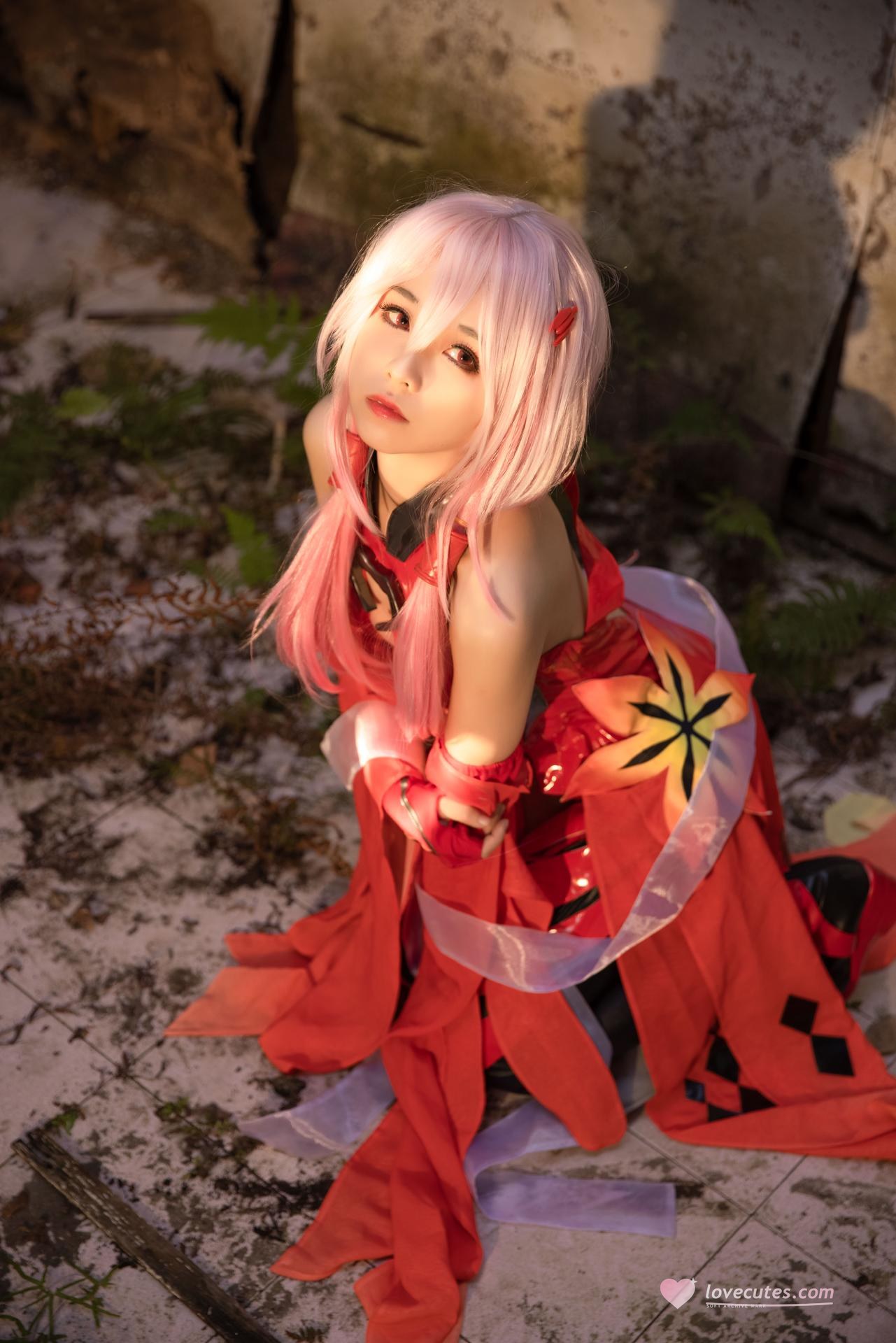 [cosplay] G44 Does Not Get Hurt - Guilty Crown Inori Yuzuriha: red dress ruins long hair long legs 20P