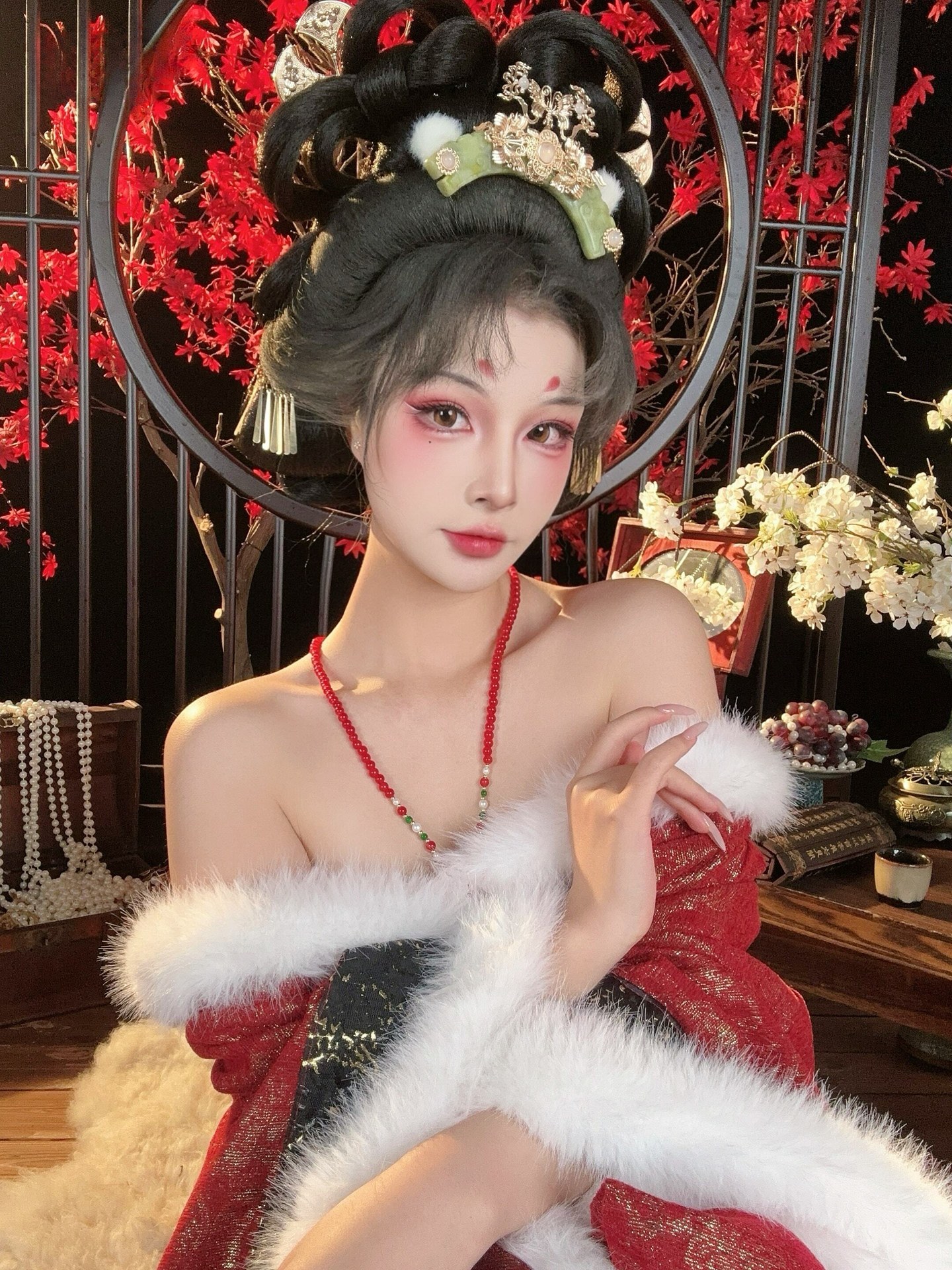 [cosplay] yuuhui玉汇 - 妲己Daji the Fox：Hồ yêu cổ phong đỏ quy mô lớn 42P