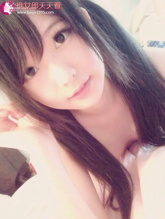 Xidaidai 粉色制服：浴室露点私拍 Photo Set 56P