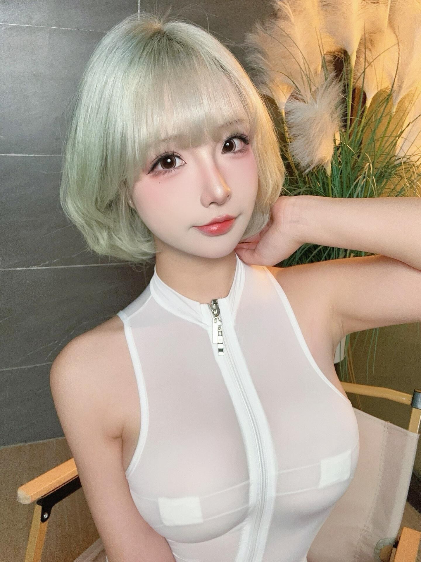 [私房] yuuhui玉汇 - 透明競泳水着：濡れた水着の美胸私房 44P2V
