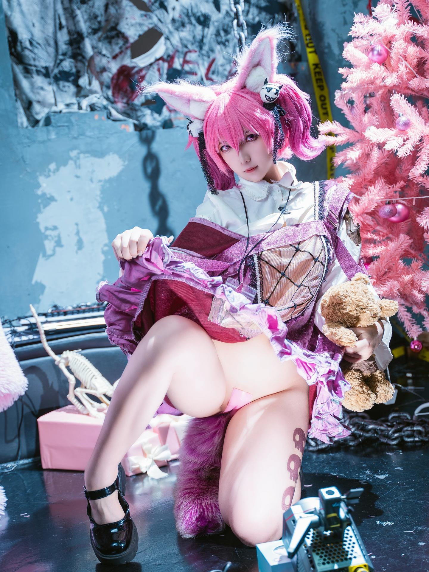 [cosplay] 小和甜酒 - Arknights Wulian: ชุดตัวละครโทนขาวดำสไตล์ห้องส่วนตัว 44P1V