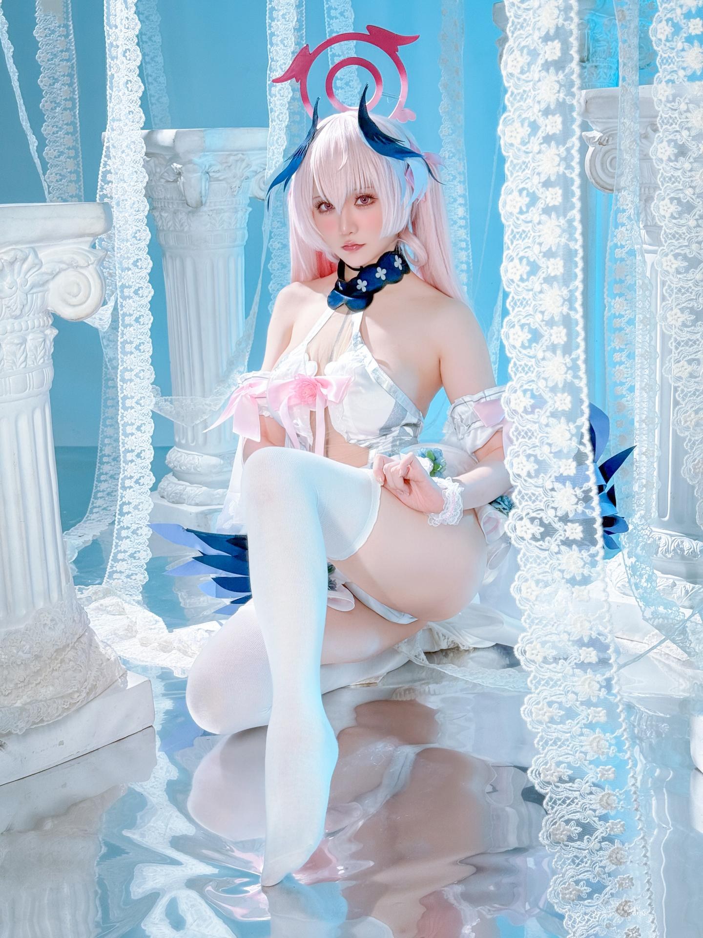 [cosplay] 星之迟迟Hoshilily - 蔚蓝档案 下江小春：修女制服白丝 47P
