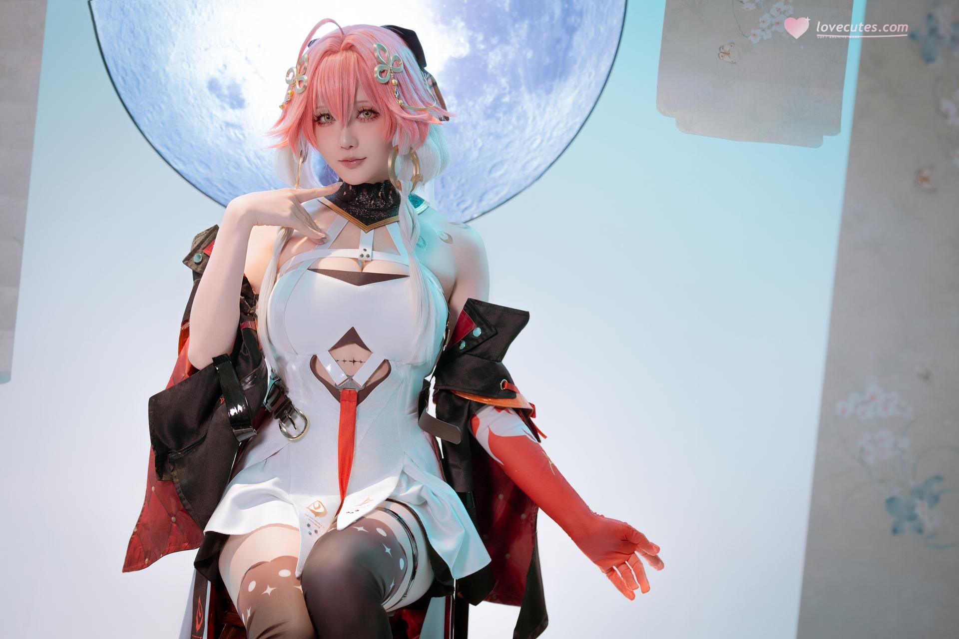 [cosplay] 星之迟迟Hoshilily - Wuthering Waves Changli: ชุดดำทองและเรียวขาที่ถ่ายทอดได้สมจริง 24P