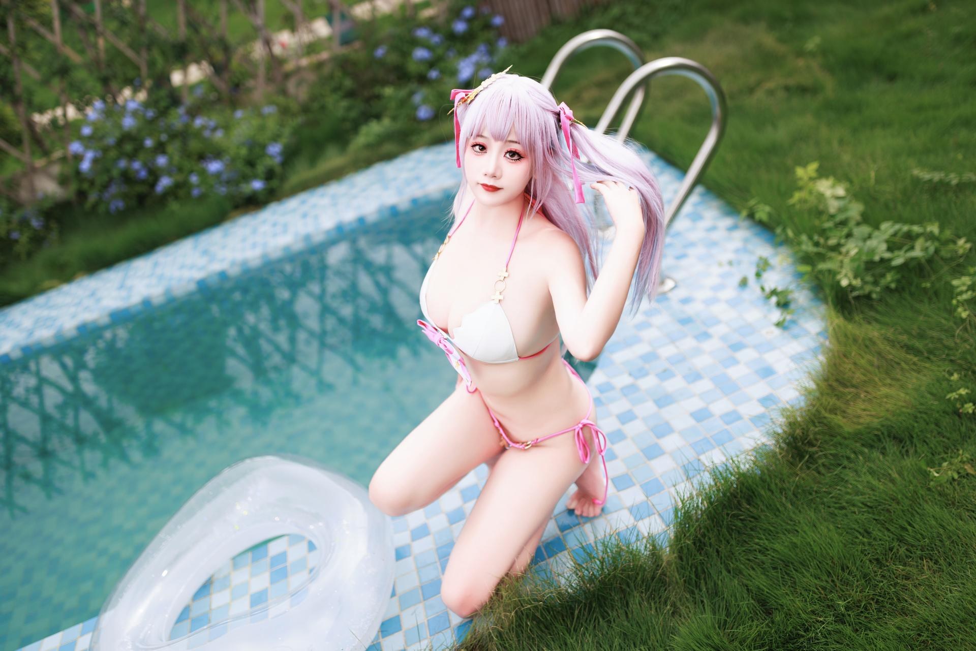 [cosplay] 阿雪雪 - 碧蓝航线 普利茅斯: đồ bơi, chân trắng tất trắng 99P2V