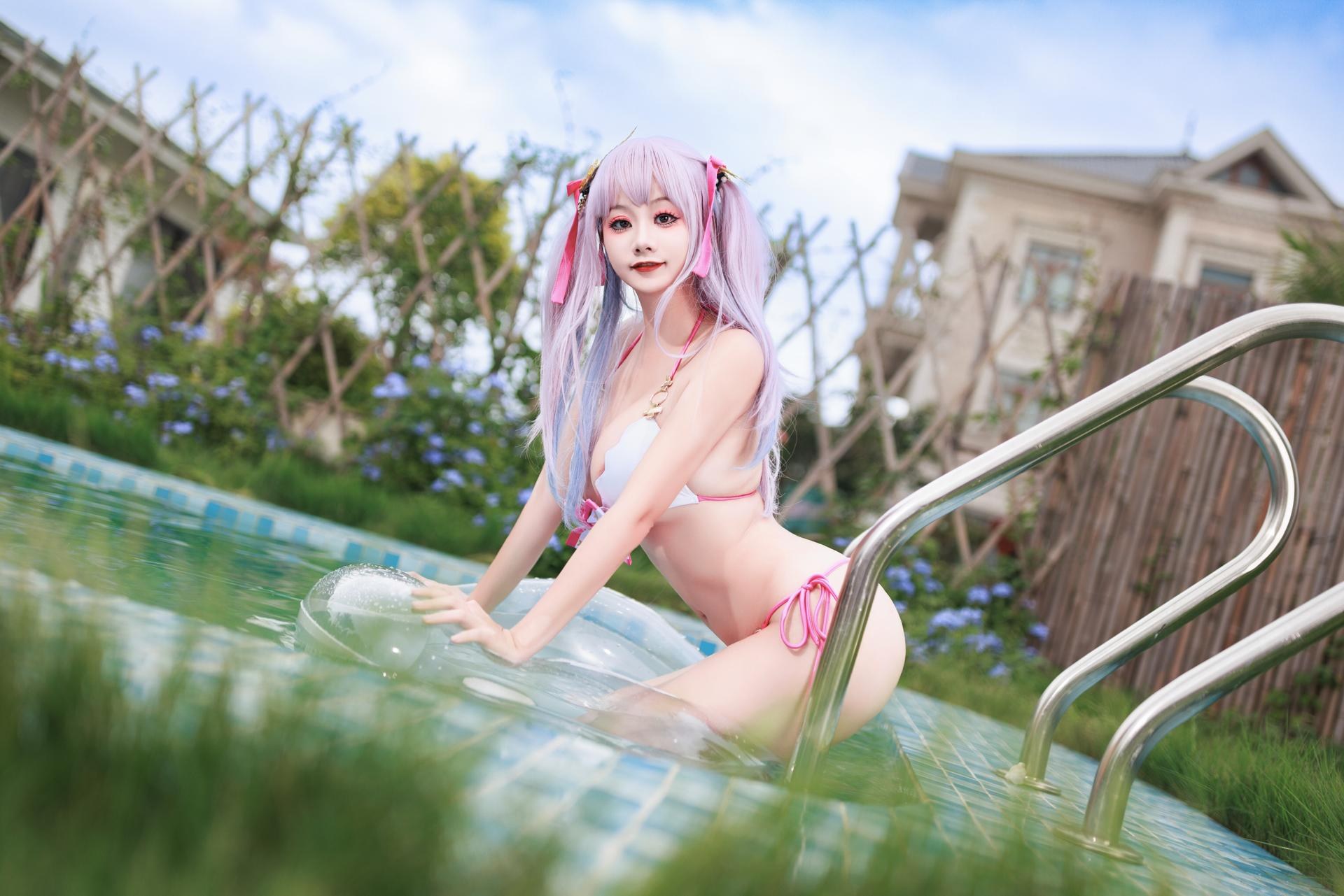[cosplay] 阿雪雪 - 碧蓝航线 普利茅斯：泳装白丝美腿 99P2V