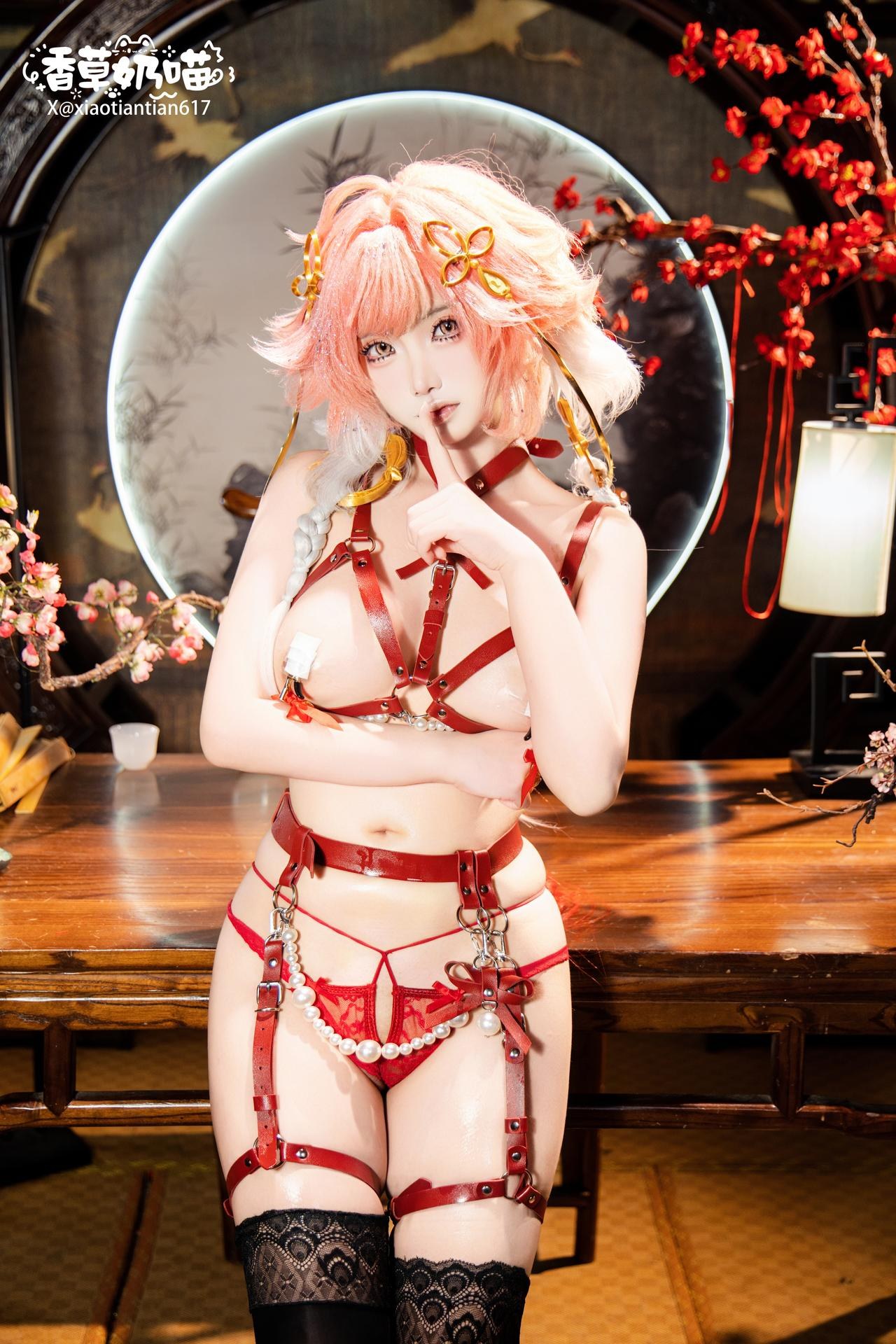 [cosplay] 香草奶喵 - Wuthering Waves 长离典藏版：长离內搭黑金美腿 51P