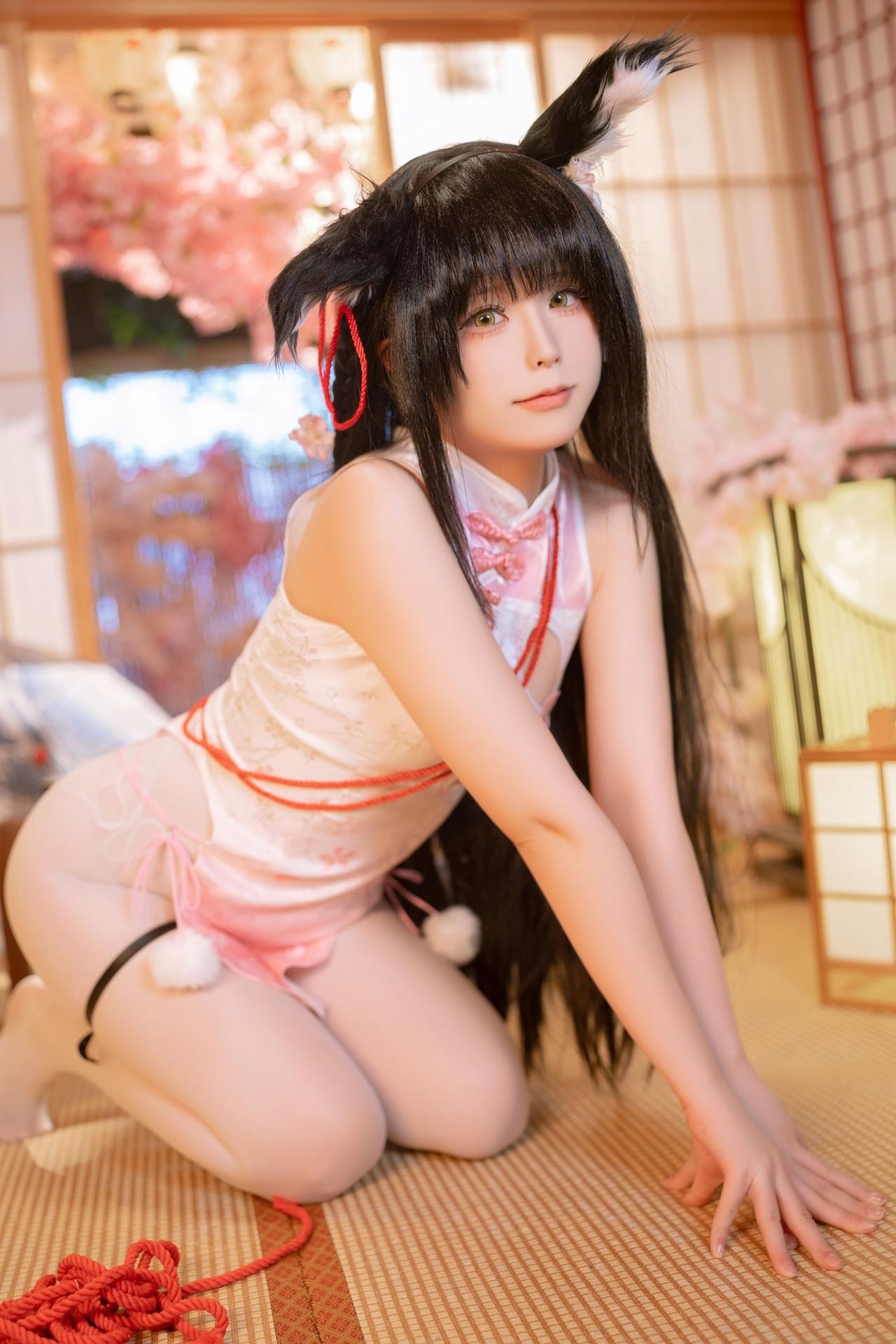 [cosplay] Quan冉有点饿 - 碧藍航線 長門：紅色旗袍白絲美腿 76P1V