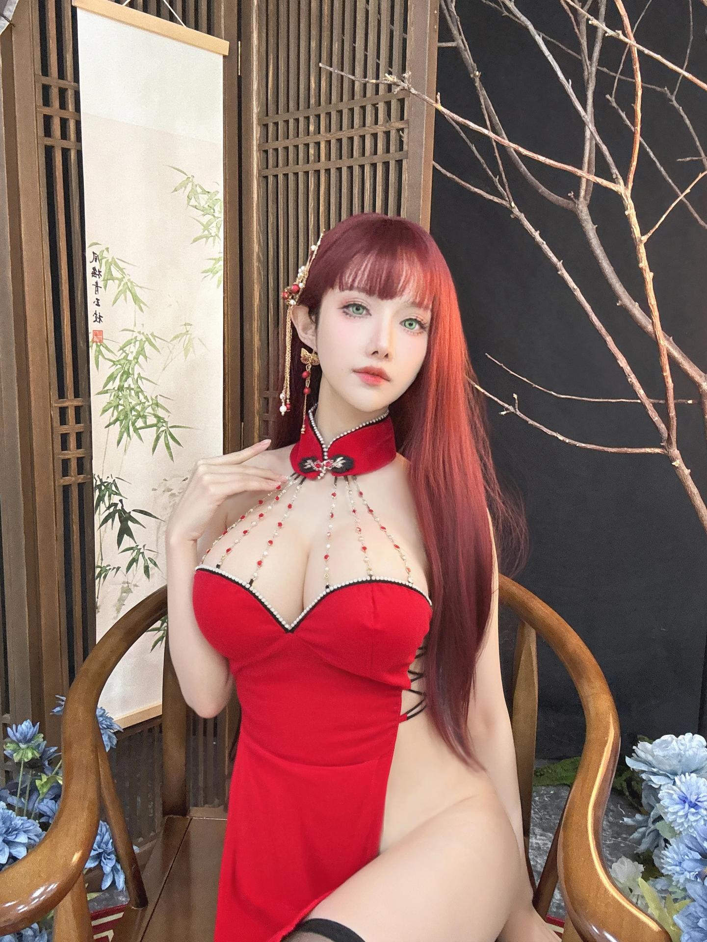 [写真] Shika小鹿鹿 - NO.136 Áo sườn xám đỏ Tết: chụp studio Tết Nguyên Đán 30P