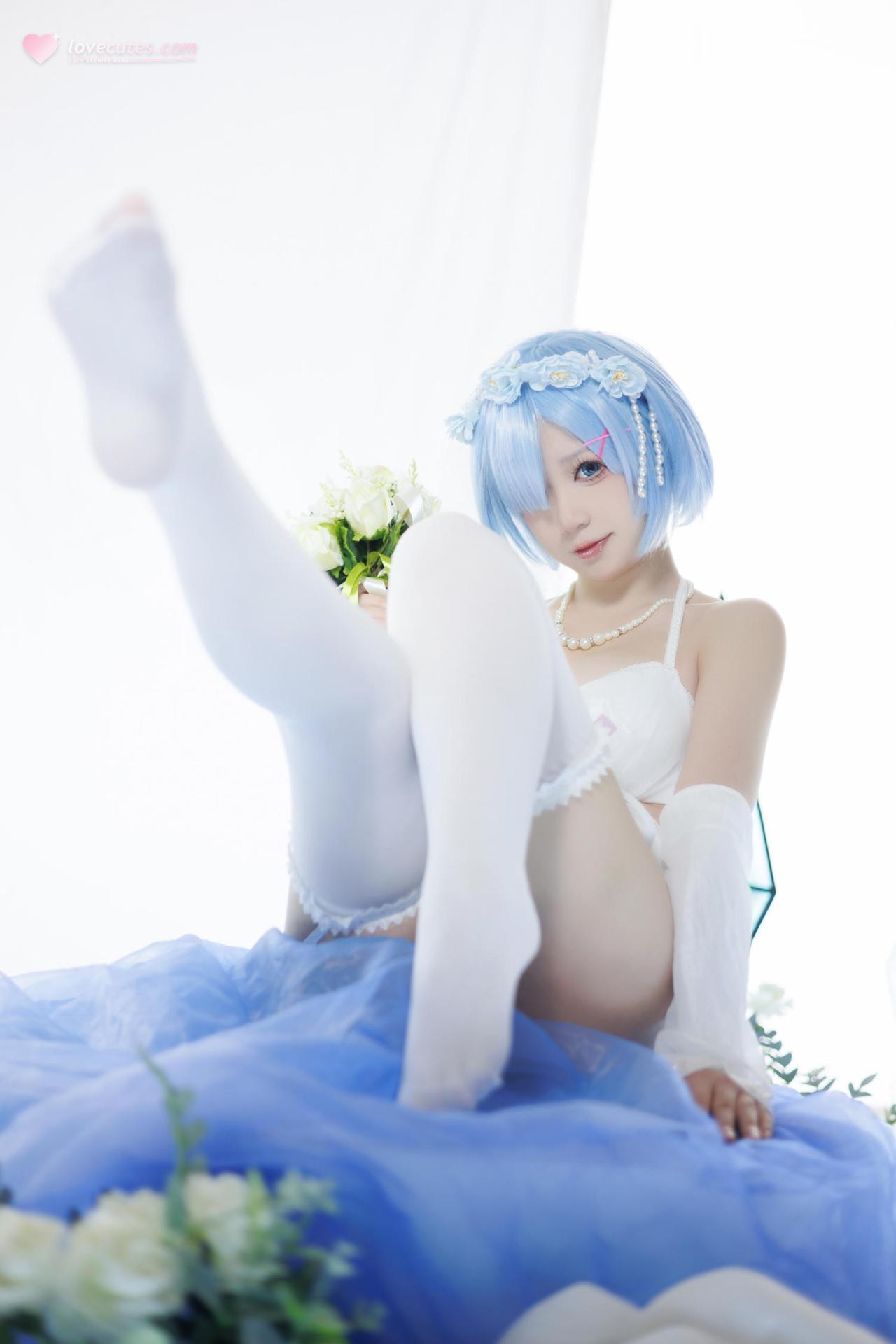 [cosplay] 樱落酱w - เร็มชุดเจ้าสาว: ผมสีน้ำเงิน ชุดแต่งงานสีขาว ถุงน่องขาว ขาเรียว 25P