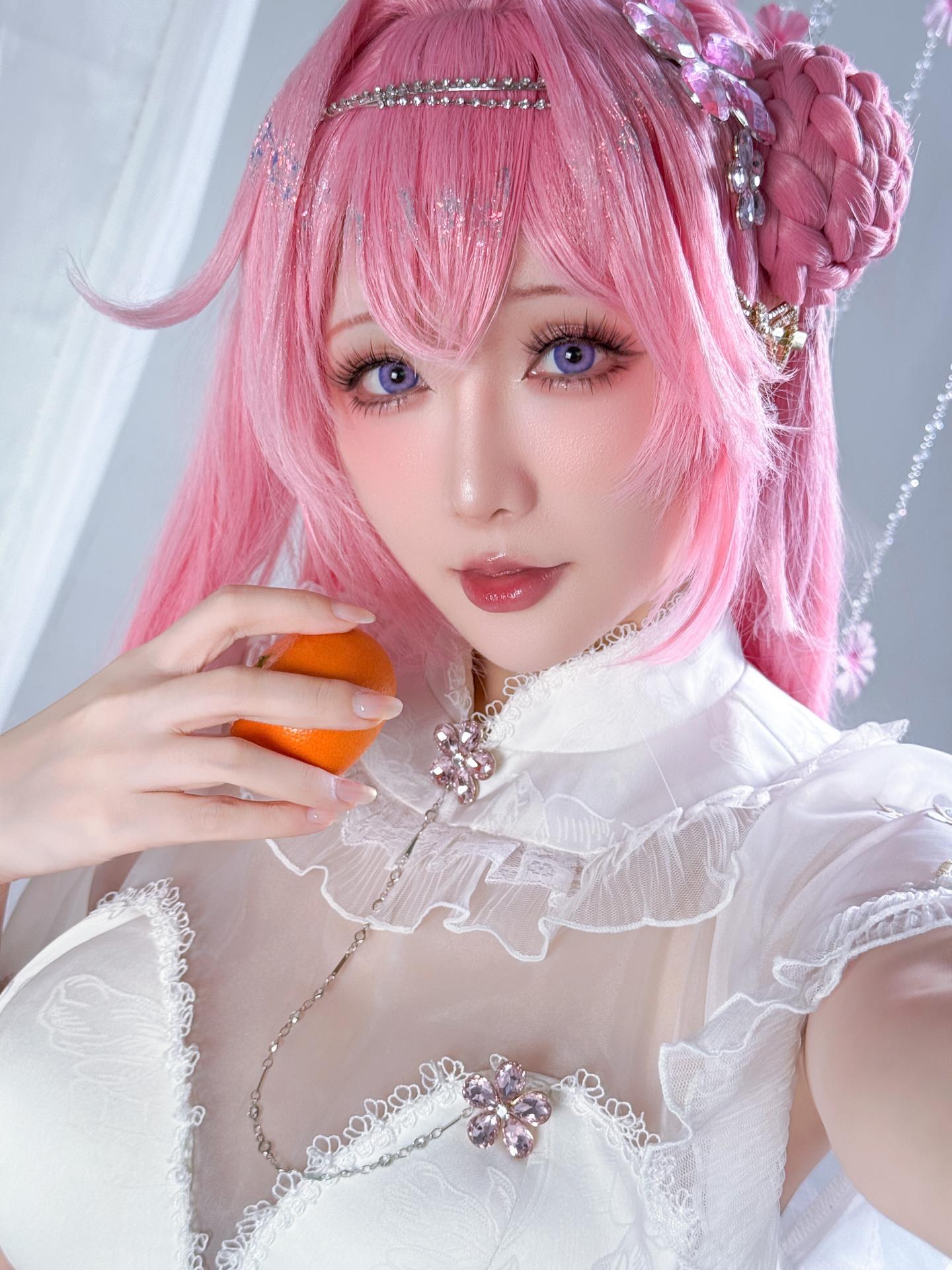 [cosplay] 星之迟迟Hoshilily - 胜利女神：妮姬 桃乐丝：白发礼装白丝美腿还原 44P