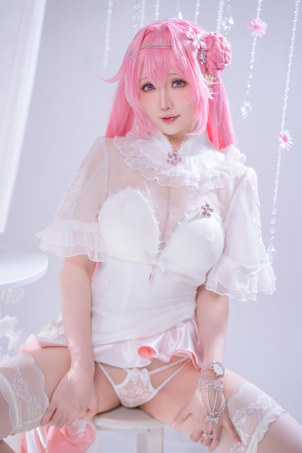 [cosplay] 星之迟迟Hoshilily - 勝利の女神：NIKKE ドロシー：白髪礼装 白ストッキング美脚再現 44P