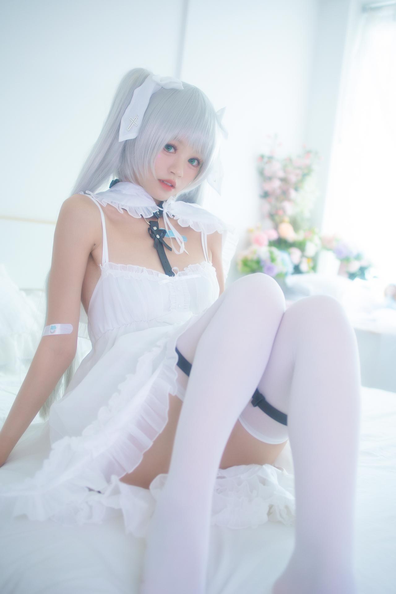 [cosplay] 星黛鹿鹿 - ฮัทสึเนะจัง: ผมทวินเทลสีน้ำเงินเขียว ถุงน่องขาว ขาสวย 58P