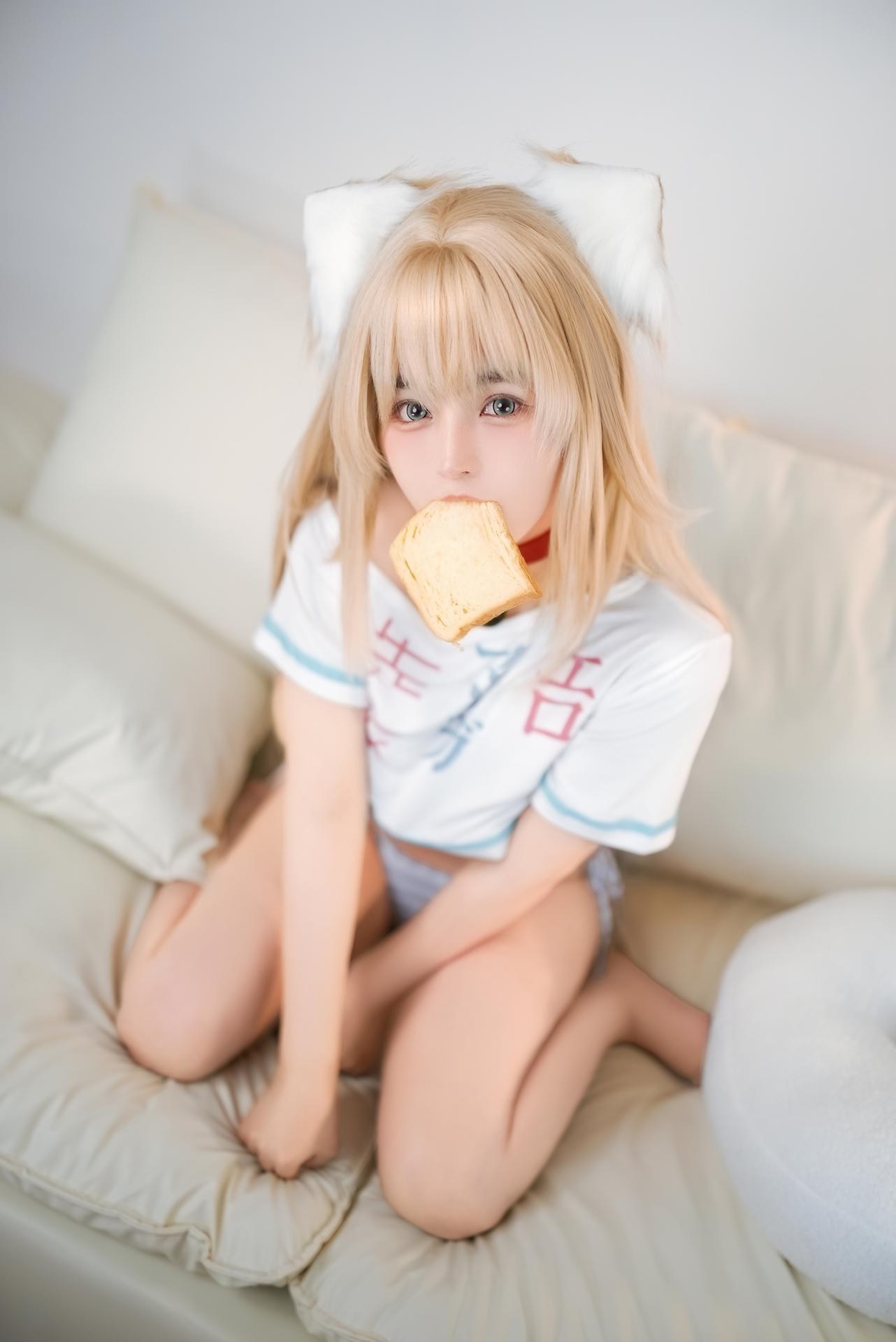 [cosplay] Sakurai Ningning - Catgirl Holiday: Catgirl Look, Beautiful Legs Private Set 112P2V