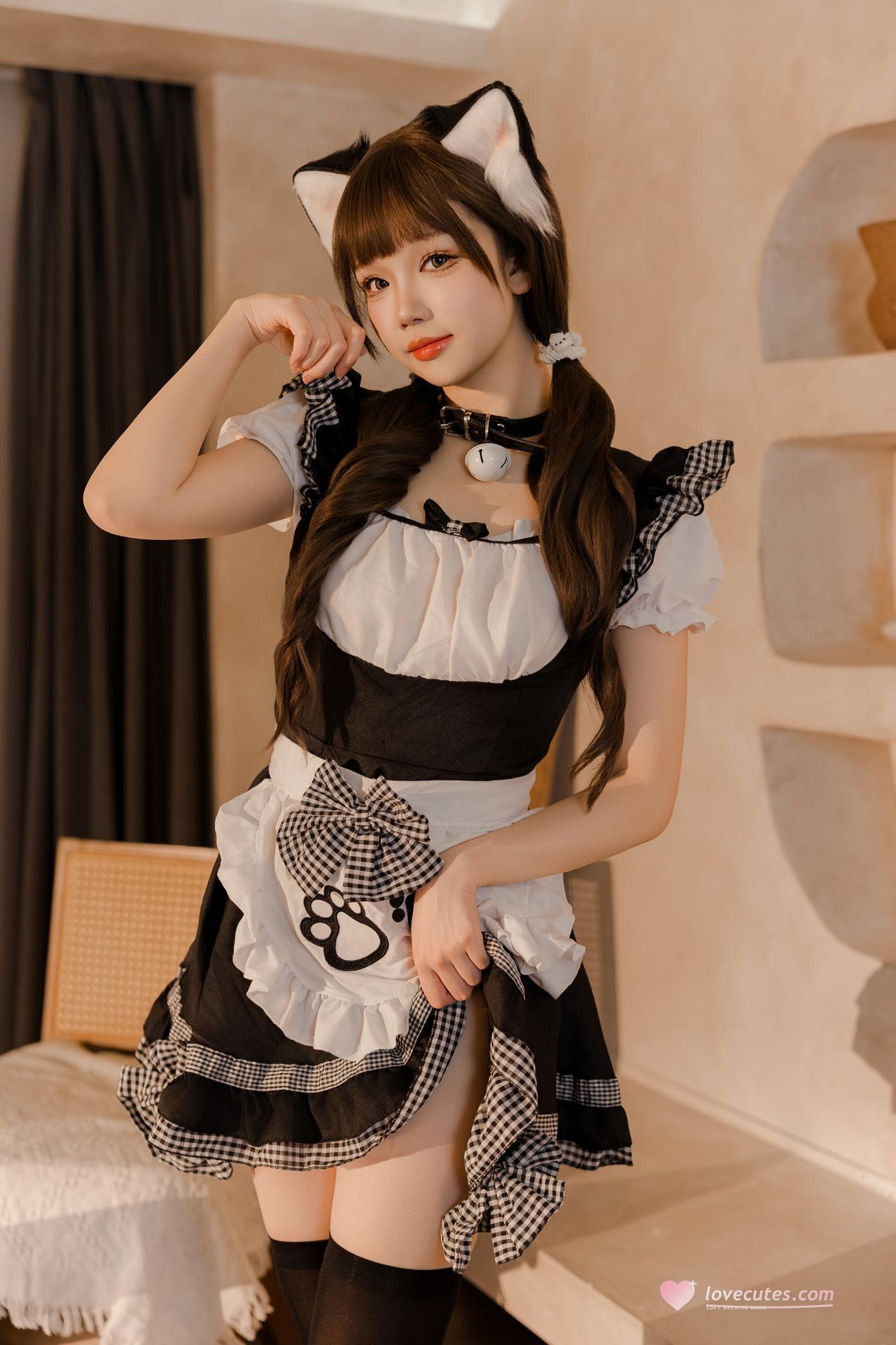 [cosplay] 雪晴Astra - แมวเหมียวน้องเมด: หูแมว เมดสาว ถุงน่องดำ ขาสวย 77P1V