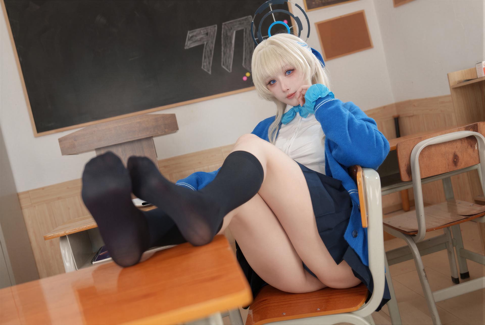 [cosplay] rioko凉凉子 KANEKO_咔喵 - 飞鸟马时+调月莉音：双人角色黑丝美腿 110P
