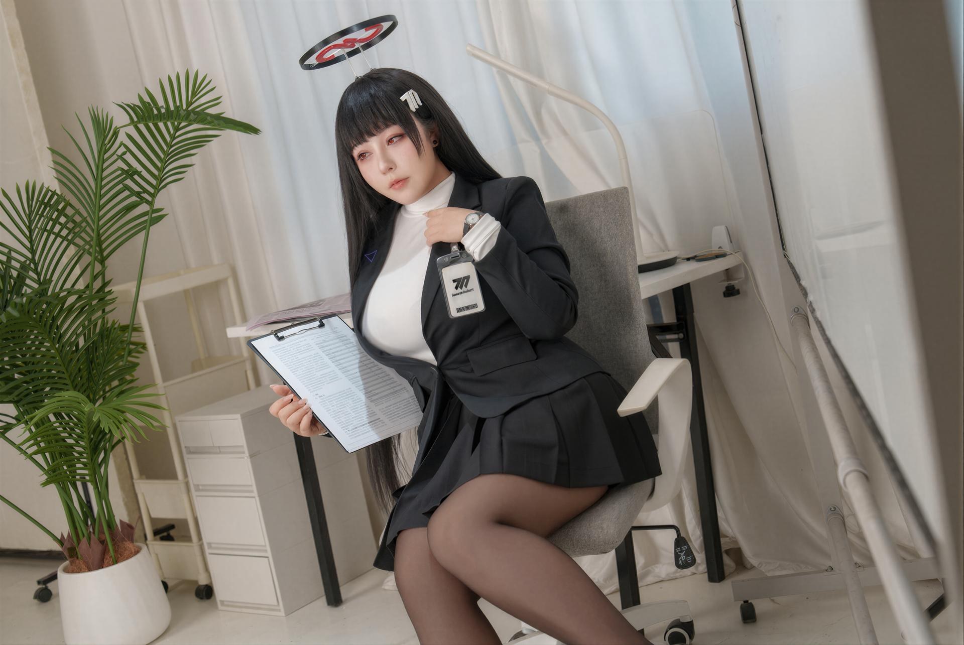 [cosplay] rioko凉凉子 KANEKO_咔喵 - 飞鸟马时+调月莉音：双人角色黑丝美腿 110P