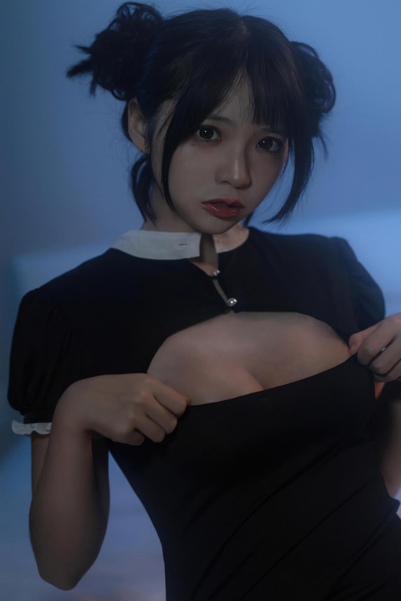 [Photos] Fengmao SS - Black Nurse: Uniform-Themed Indoor Photo Set 40P