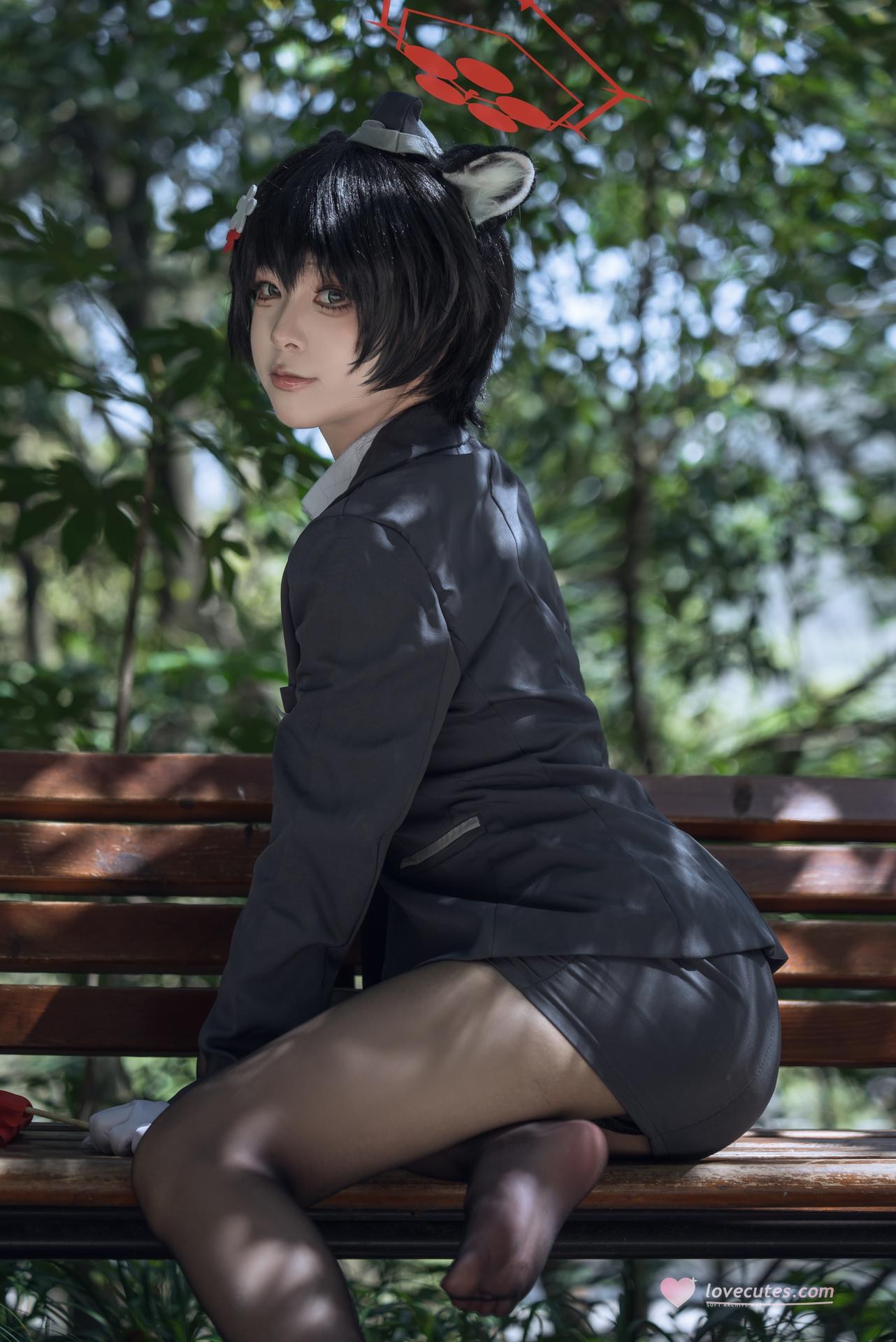 [cosplay] 矢量鱼 - ブルーアーカイブ 椿：黒ストッキングガイドテーマ写真集 32P