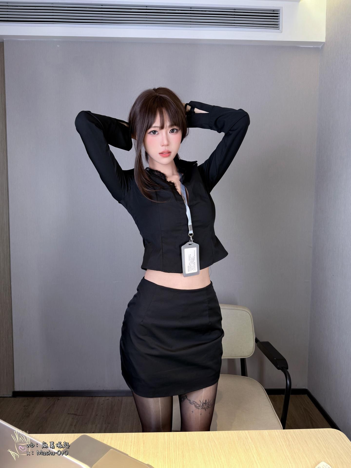 [私房] 麻薯好吃 - 副驾的专属秘密：车内主题写真 90P