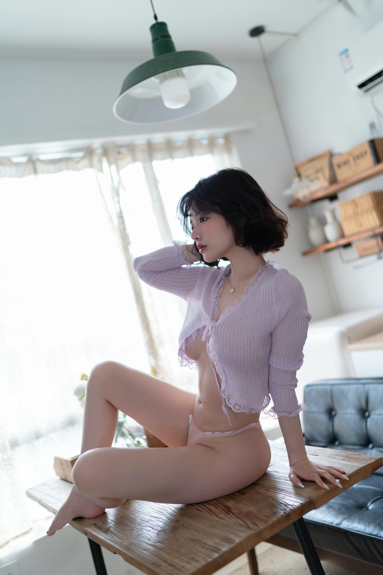 [私房] 雯妹不讲道理 - Bạn gái dịu dàng: bộ ảnh chủ đề ở nhà 47P