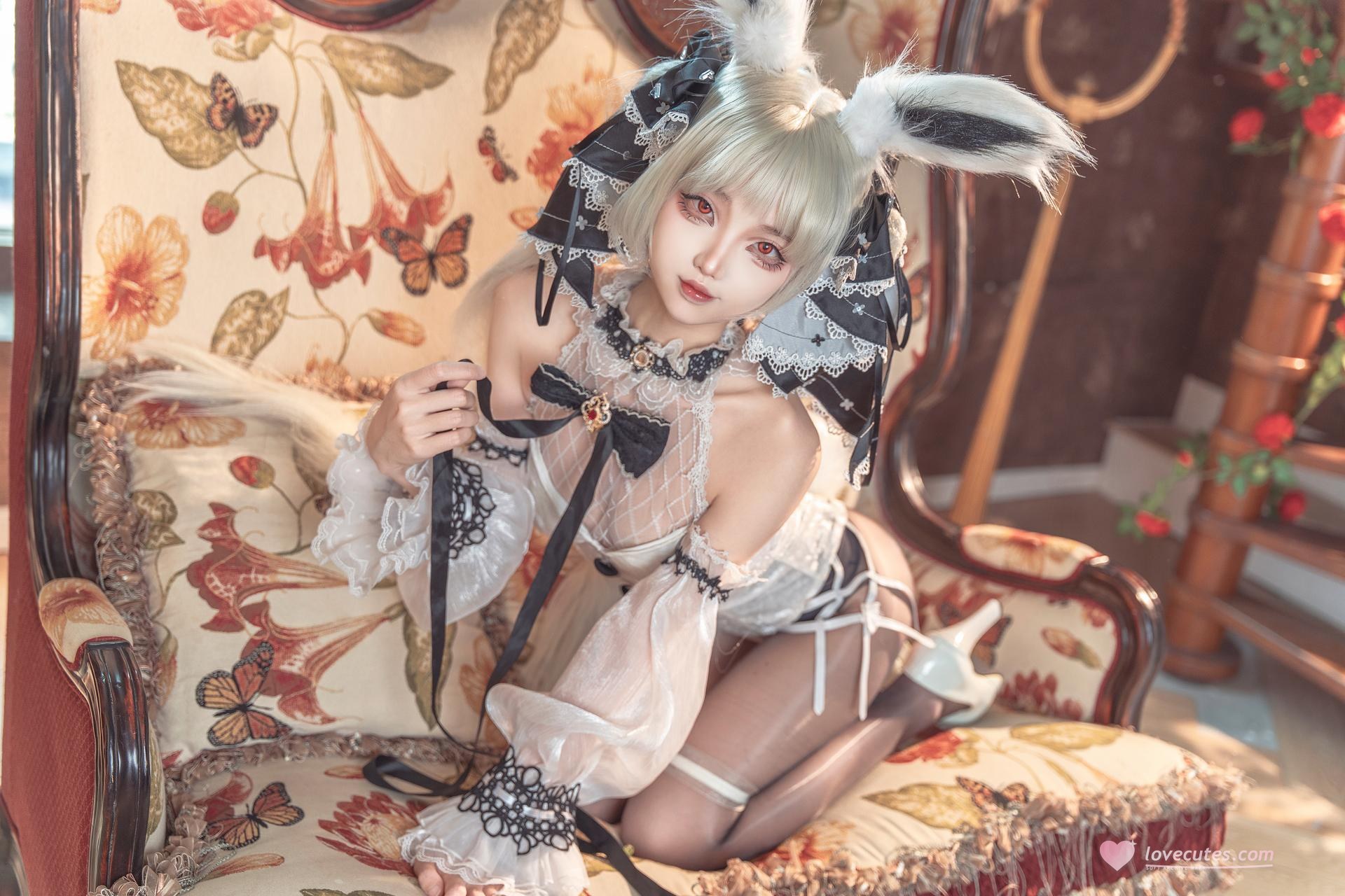 [cosplay] 狐玖玖 - 碧蓝航线 可畏白兔女郎：兔女郎美腿大尺度还原 25P