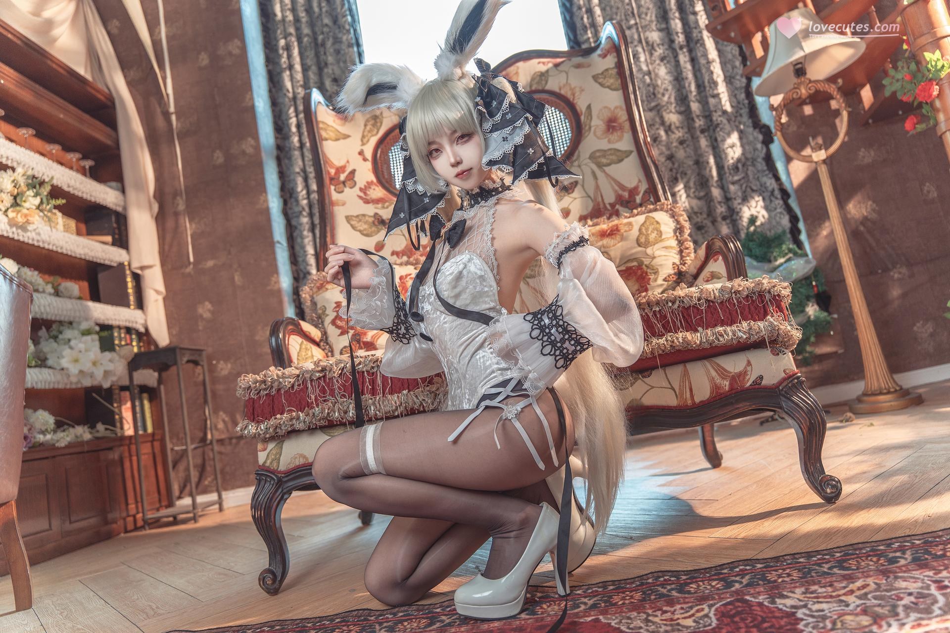 [cosplay] 狐玖玖 - 碧蓝航线 可畏白兔女郎：兔女郎美腿大尺度还原 25P