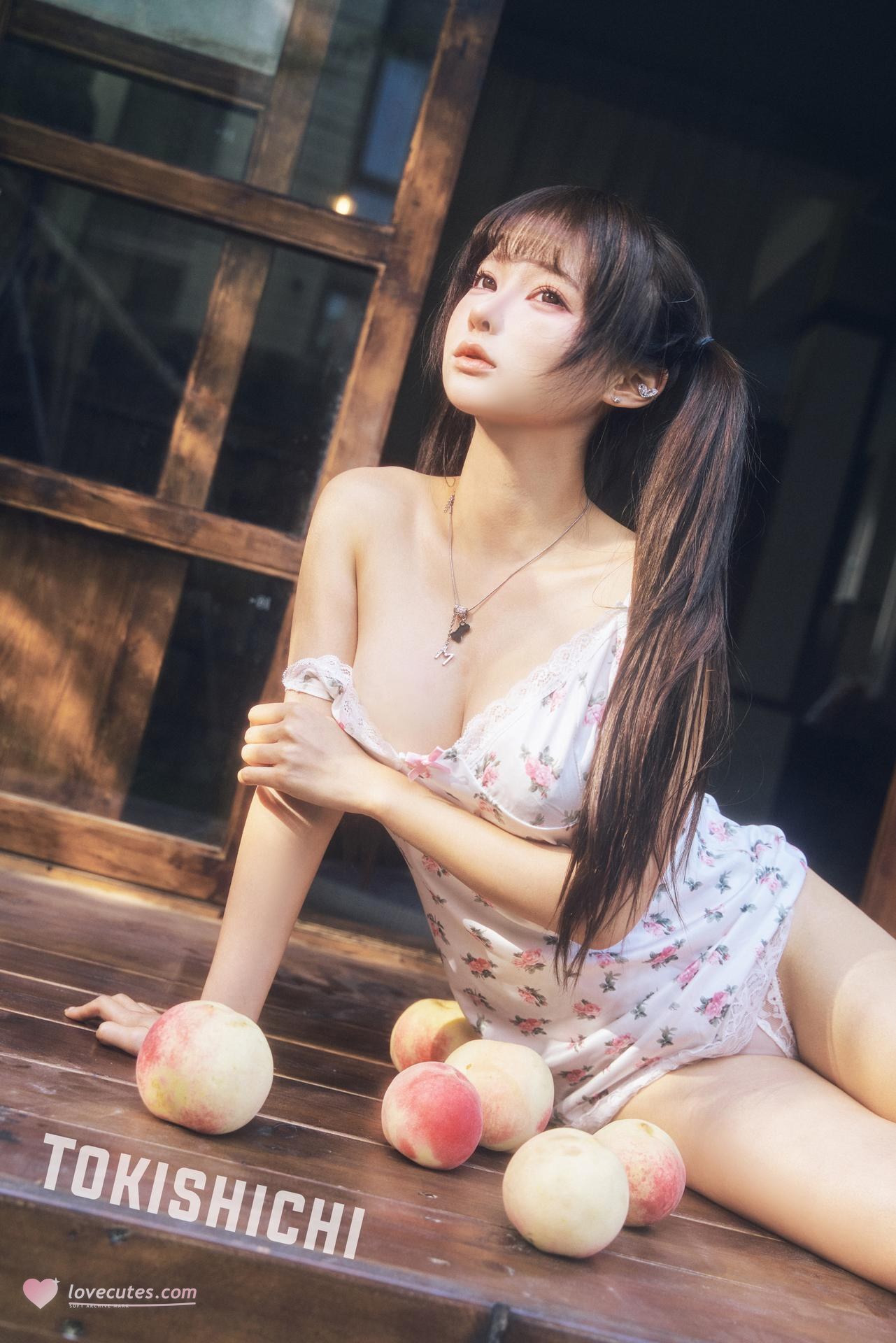[Photo Set] Chunmomo蠢沫沫 - Peach Theme Sweet Private Shoot 41P