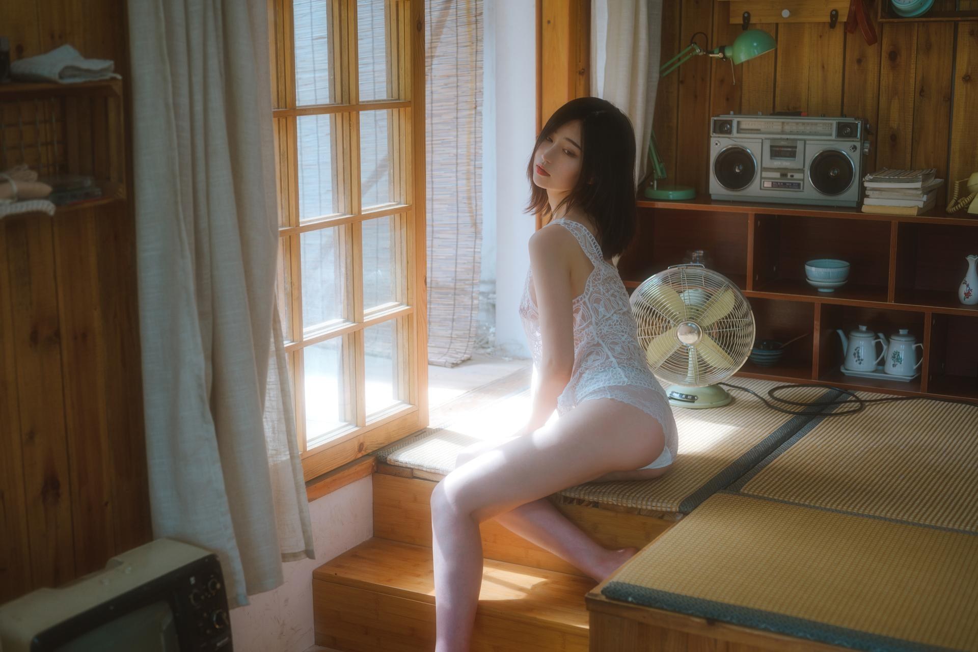 [사진] 年年Nnian - 여름 정원 롱레그 프라이빗 화보 38P