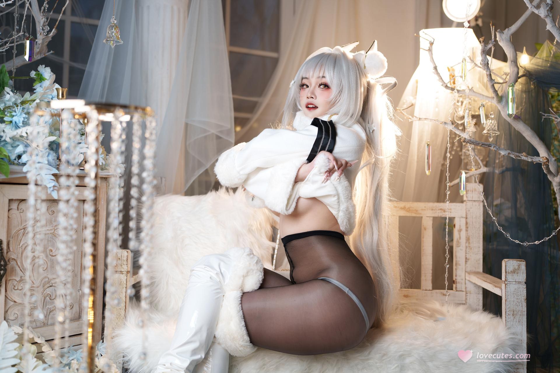 [cosplay] Mandun Cangshuqiu - Bộ ảnh Nikke Blanc Fortune Express bunny cosplay 87P
