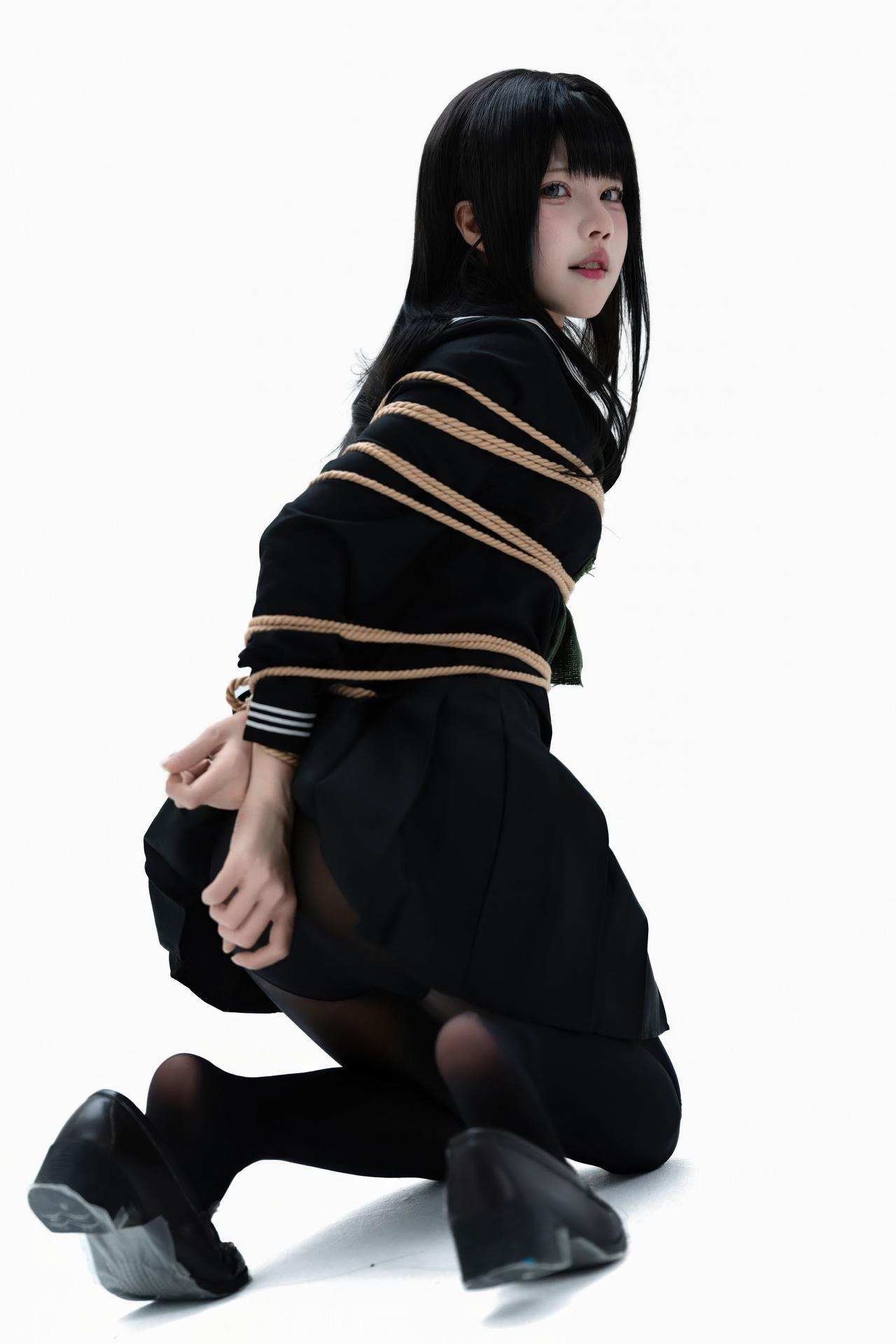 [cosplay] 清水凪 - 白夜凛音：白髮制服角色寫真 72P