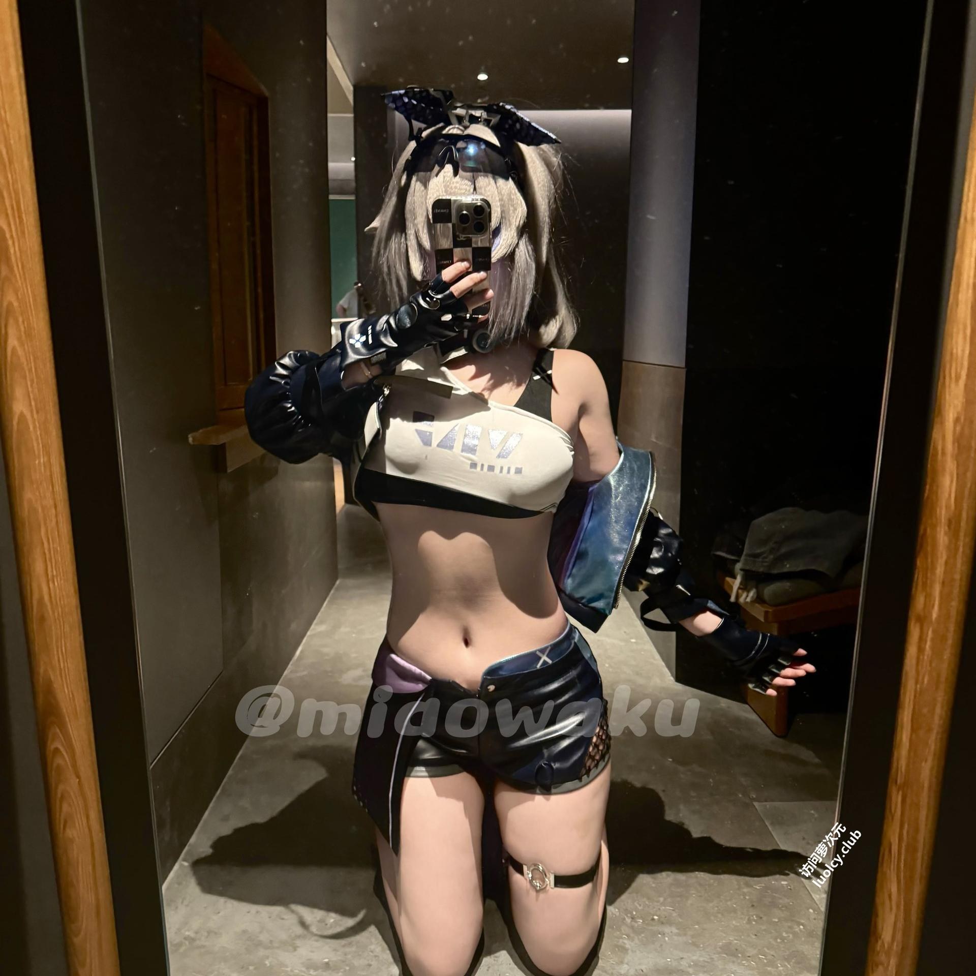 [private-room] Daidai Xiaofen Mantou - adult cosplay private photo and video bundle 사진 세트 380P179V