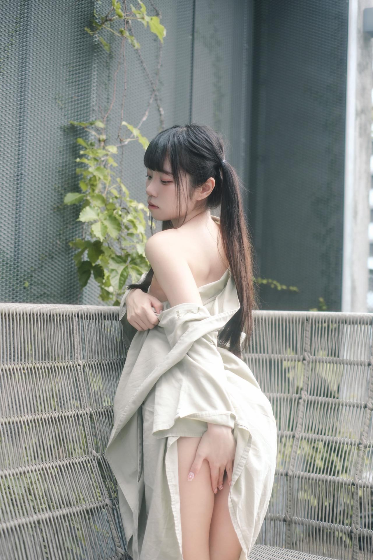 [private-room] Keke Xiaobaitu - Bộ ảnh balcony bunny lingerie private shoot 68P