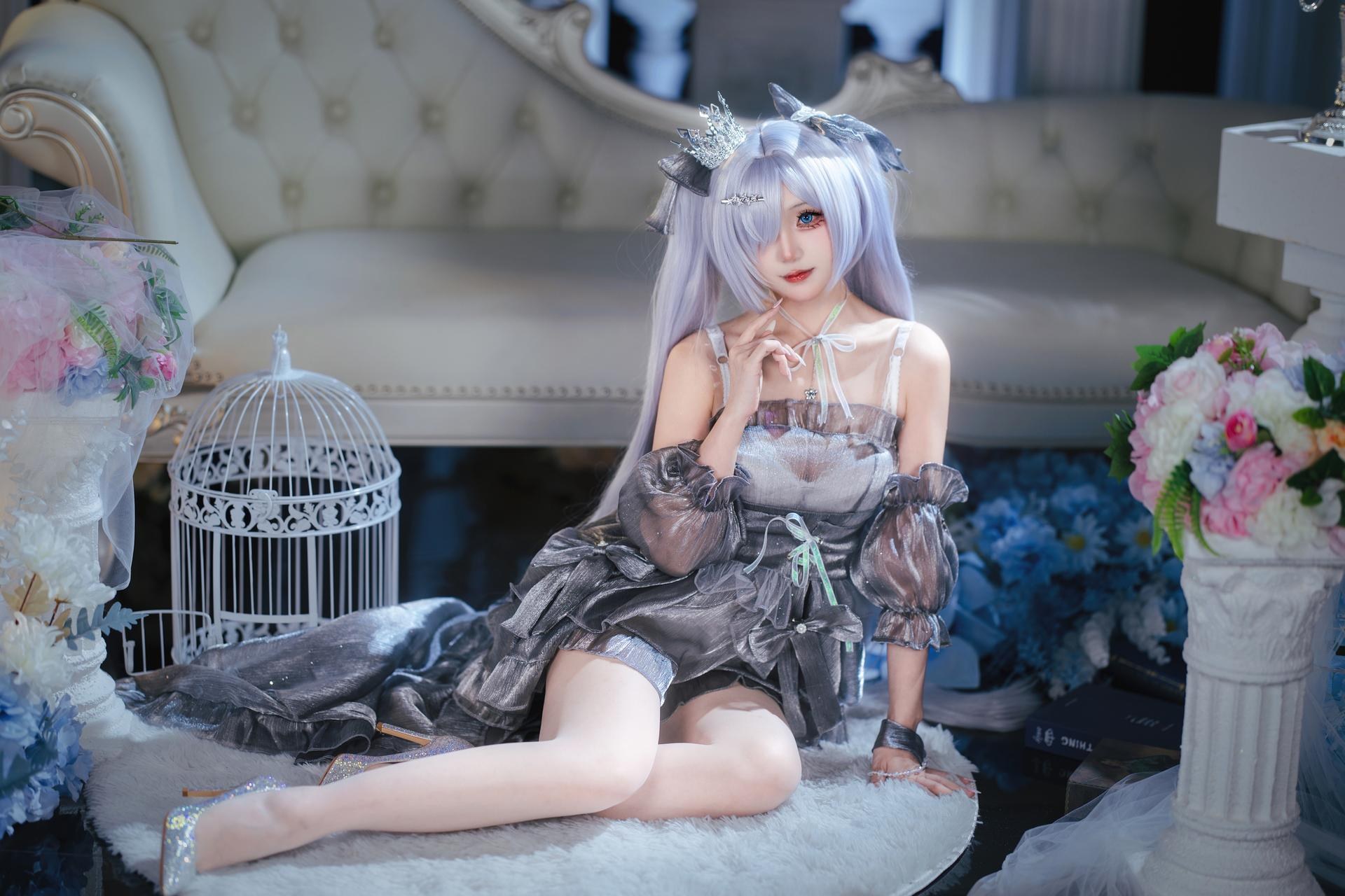 [cosplay] 是夙卿呀 - NIKKE 灰姑娘：银白战斗服角色還原 16P