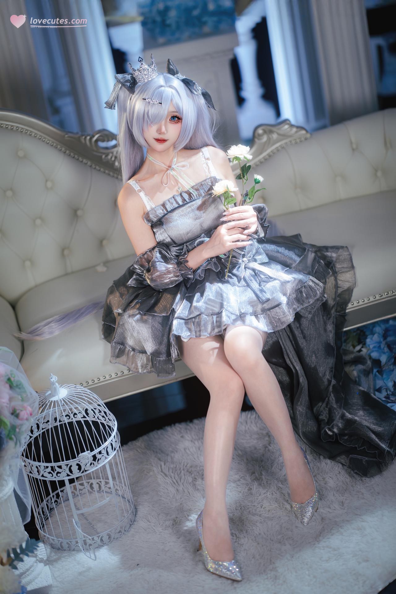 [cosplay] 是夙卿呀 - NIKKE 灰姑娘：银白战斗服角色還原 16P