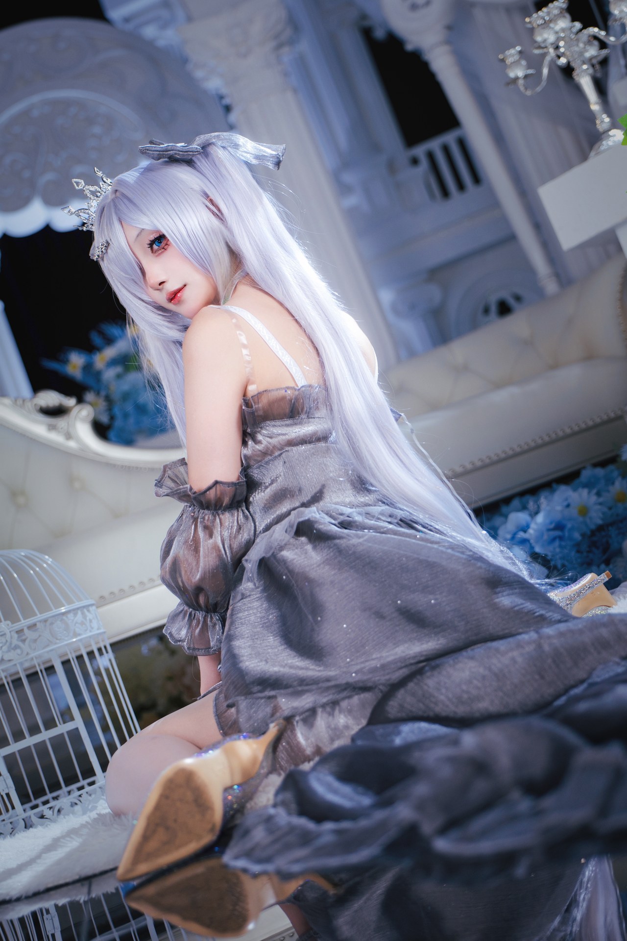 [cosplay] 是夙卿呀 - NIKKE 灰姑娘：银白战斗服角色還原 16P