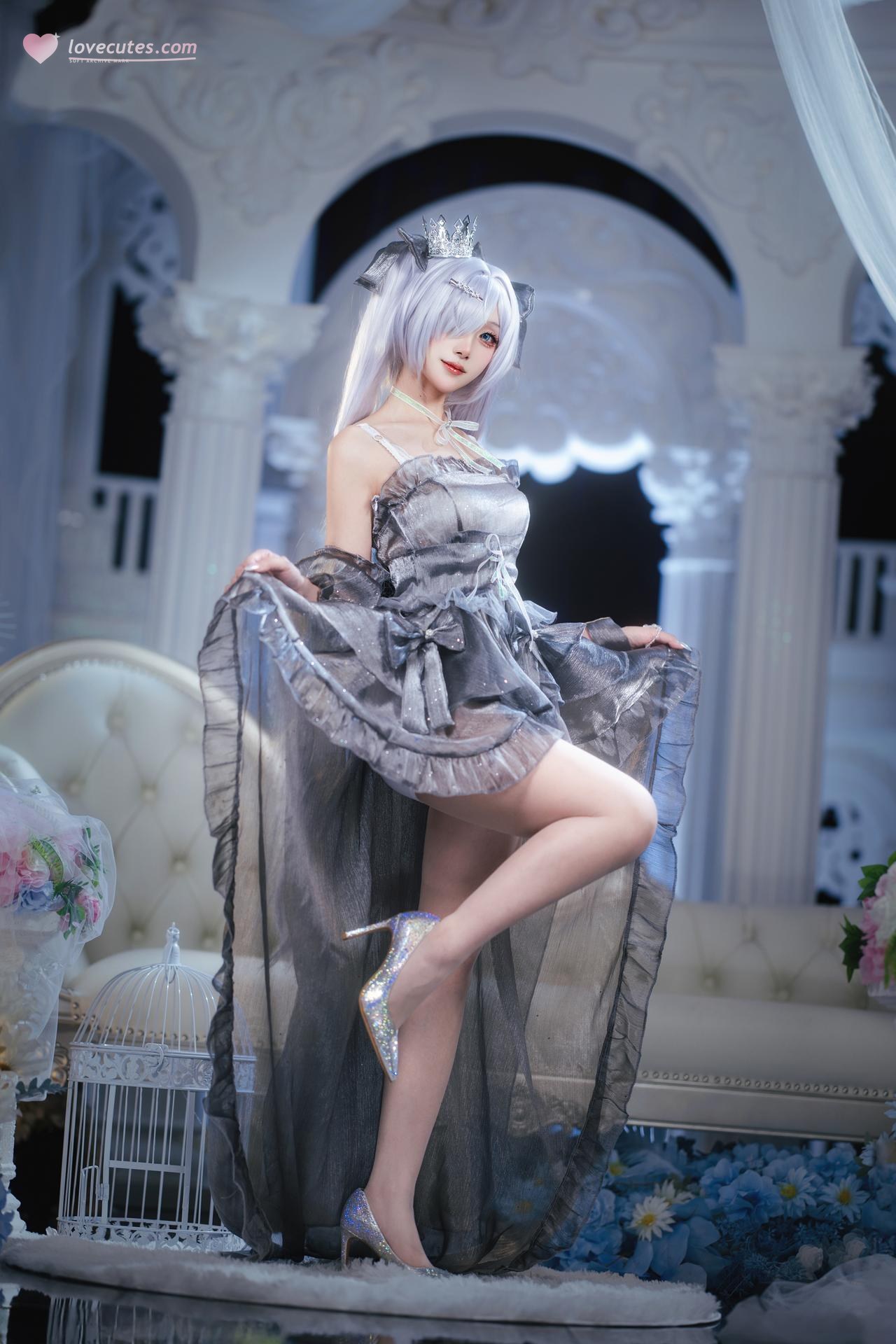 [cosplay] 是夙卿呀 - NIKKE 灰姑娘：银白战斗服角色還原 16P