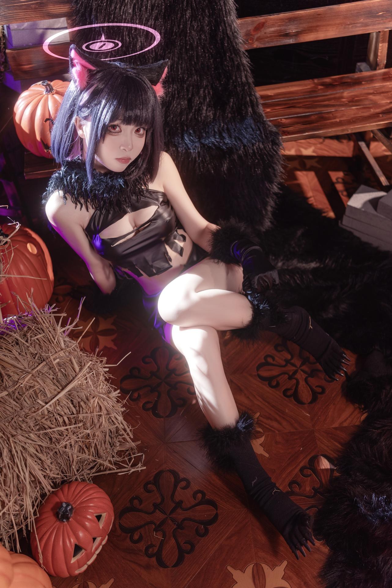 [cosplay] 矢量鱼 - 蔚蓝档案 杏山和纱万圣节：猫耳万圣节角色還原 34P