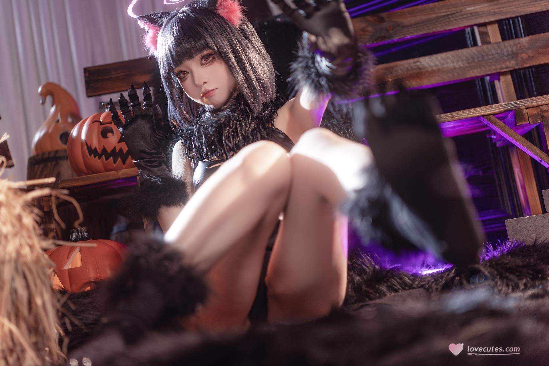 [Cosplay] Shiliangyu - Blue Archive Kazusa Halloween cat-ear cosplay 34P