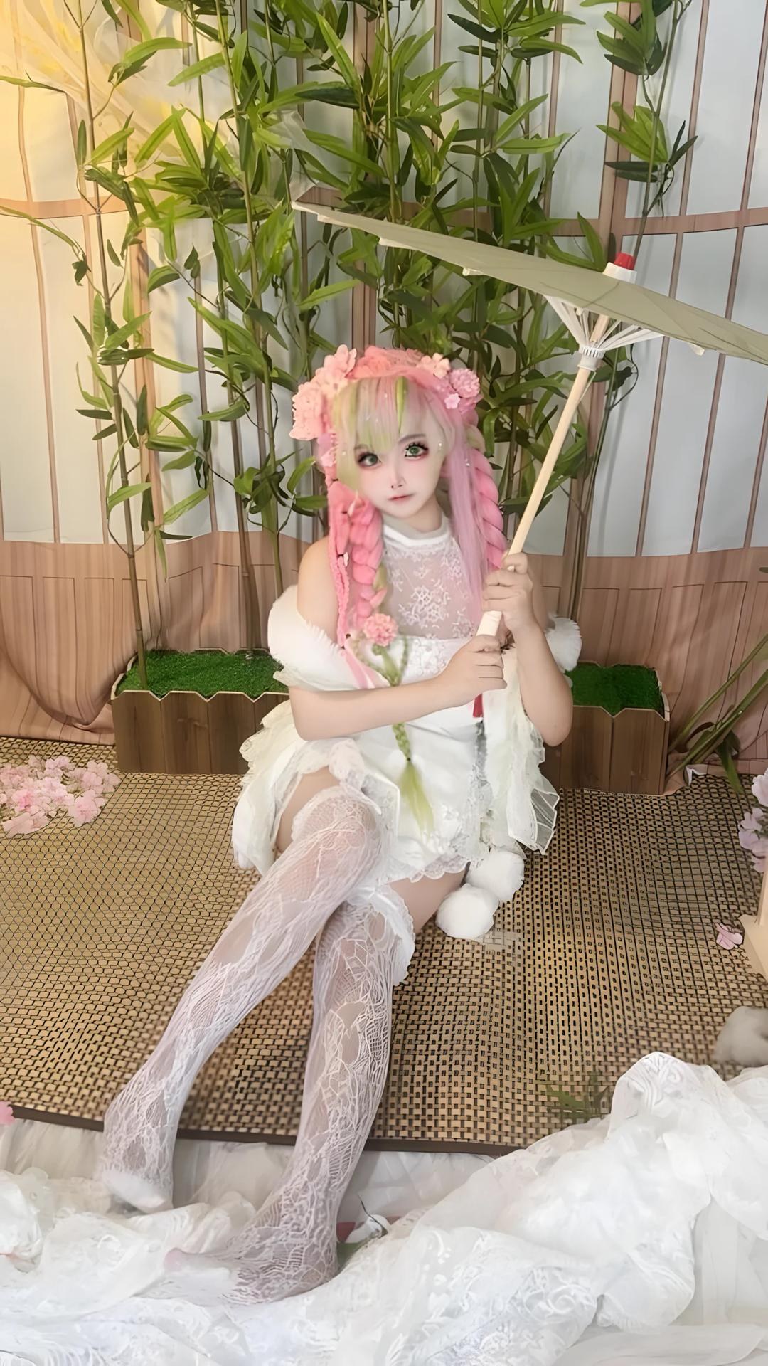 [cosplay] Xiangcao Naimiao - ชุดภาพ Demon Slayer Mitsuri Kanroji deluxe cosplay 204P71V
