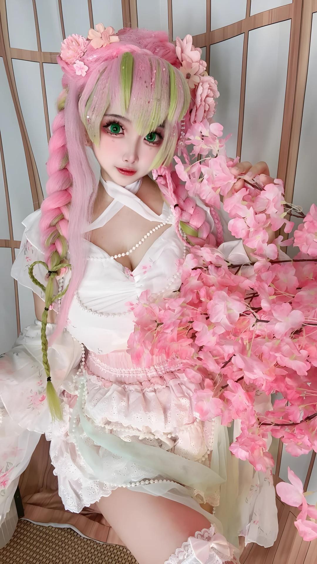 [cosplay] Xiangcao Naimiao - ชุดภาพ Demon Slayer Mitsuri Kanroji deluxe cosplay 204P71V