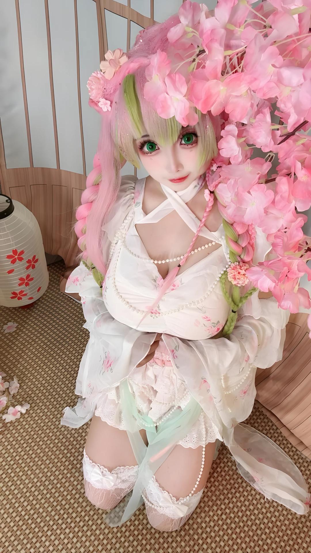 [cosplay] Xiangcao Naimiao - ชุดภาพ Demon Slayer Mitsuri Kanroji deluxe cosplay 204P71V