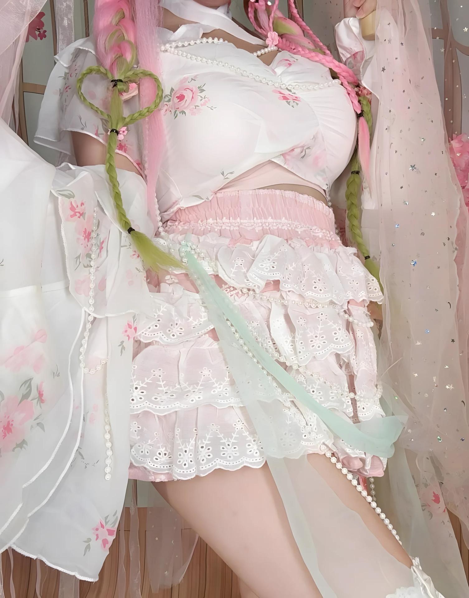 [cosplay] Xiangcao Naimiao - ชุดภาพ Demon Slayer Mitsuri Kanroji deluxe cosplay 204P71V