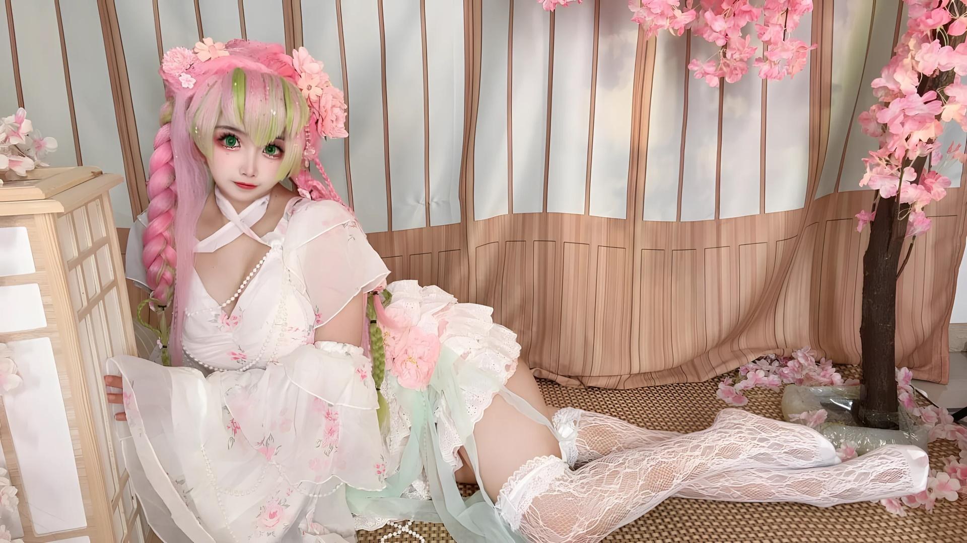 [cosplay] Xiangcao Naimiao - ชุดภาพ Demon Slayer Mitsuri Kanroji deluxe cosplay 204P71V