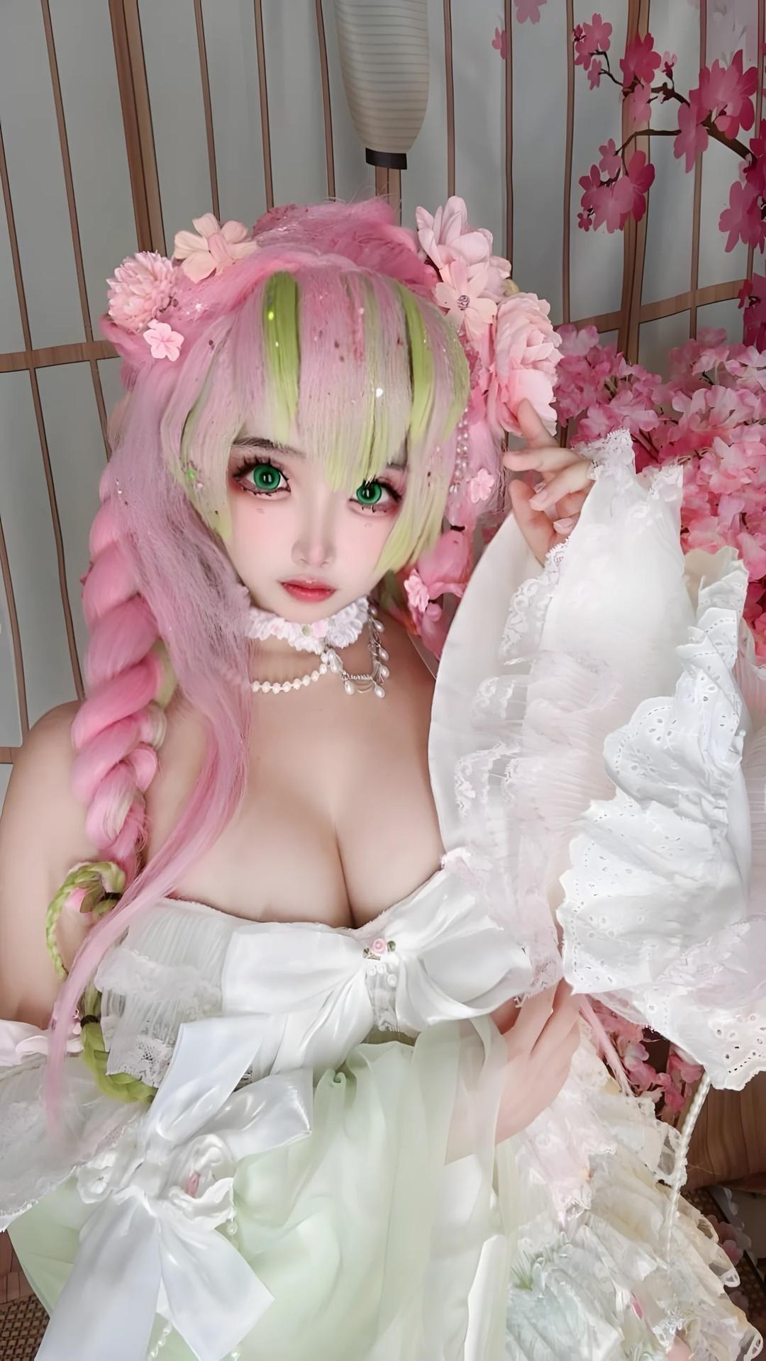 [cosplay] Xiangcao Naimiao - ชุดภาพ Demon Slayer Mitsuri Kanroji deluxe cosplay 204P71V